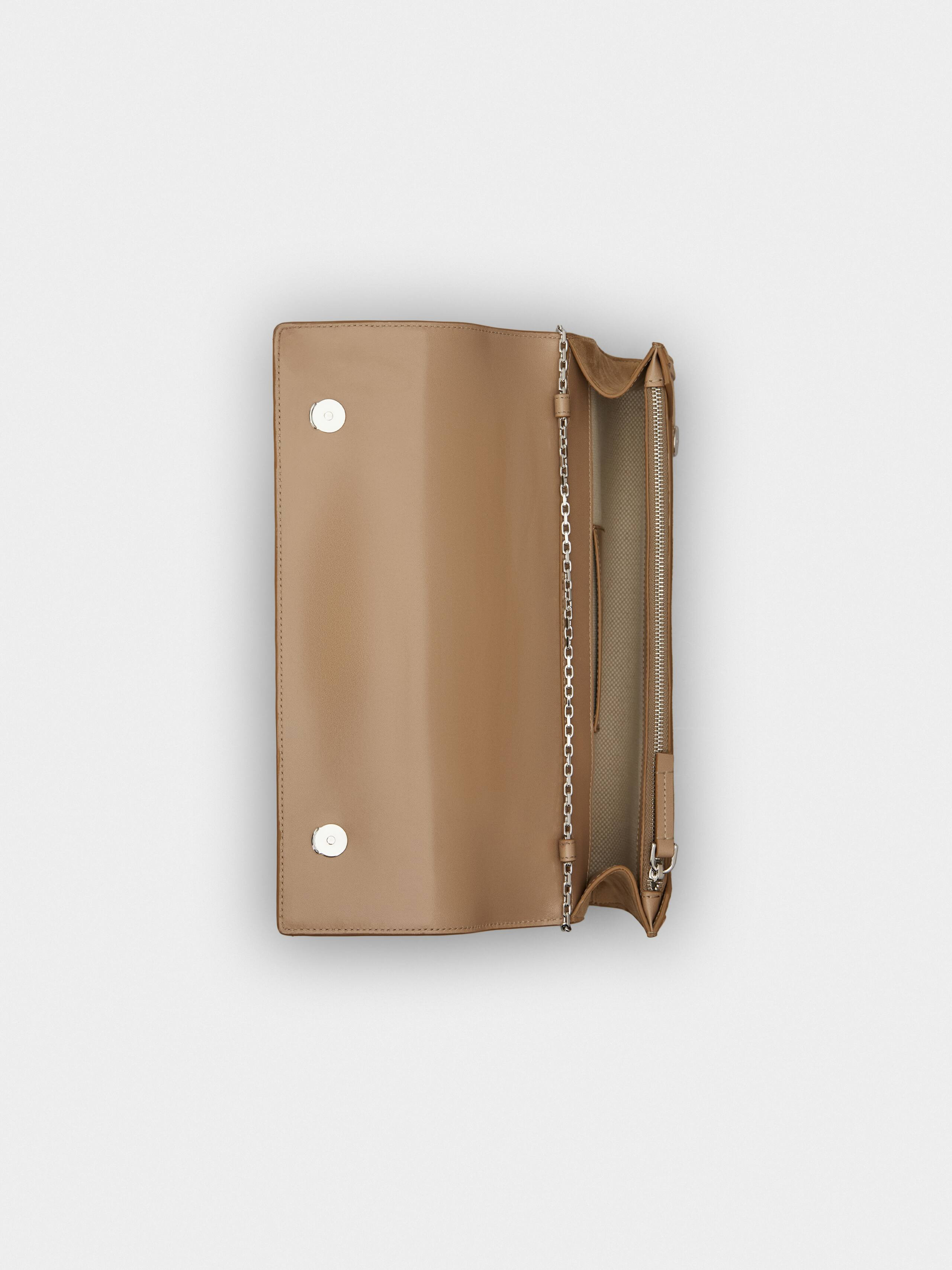 Belle Vivier Clutch in suede - 4