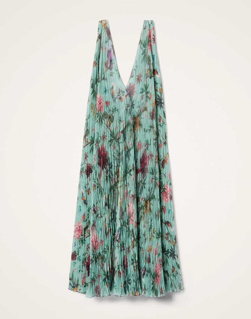 Twirling Long Dress 3