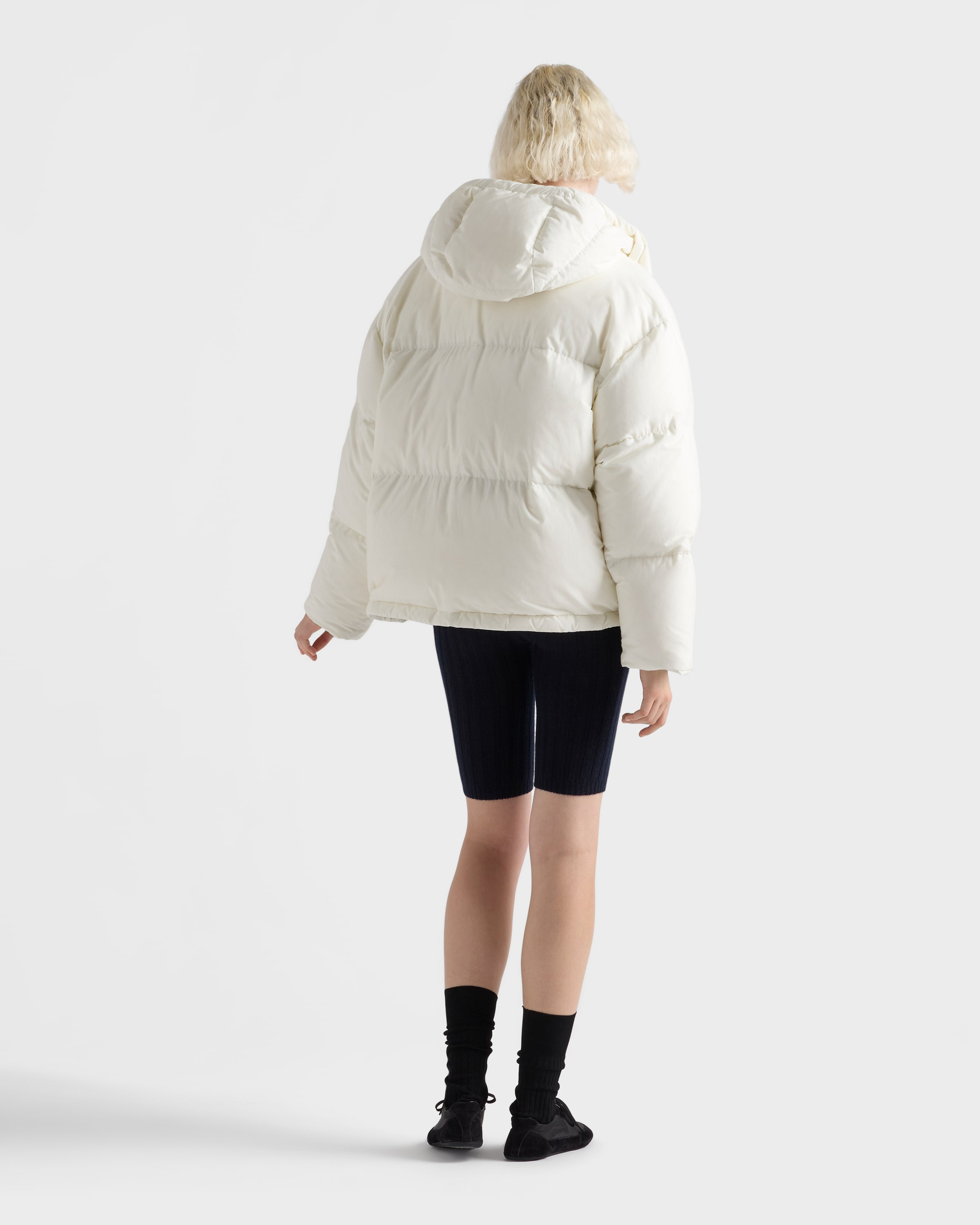 Medium-weight hooded soft fabric down jacket - 5