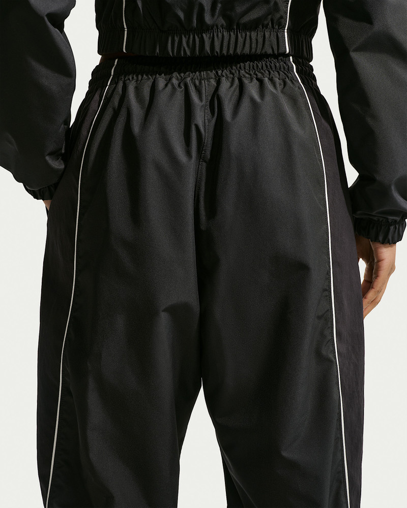 Nike Sportswear Women's Oversized Mid-Rise Track Pants 3