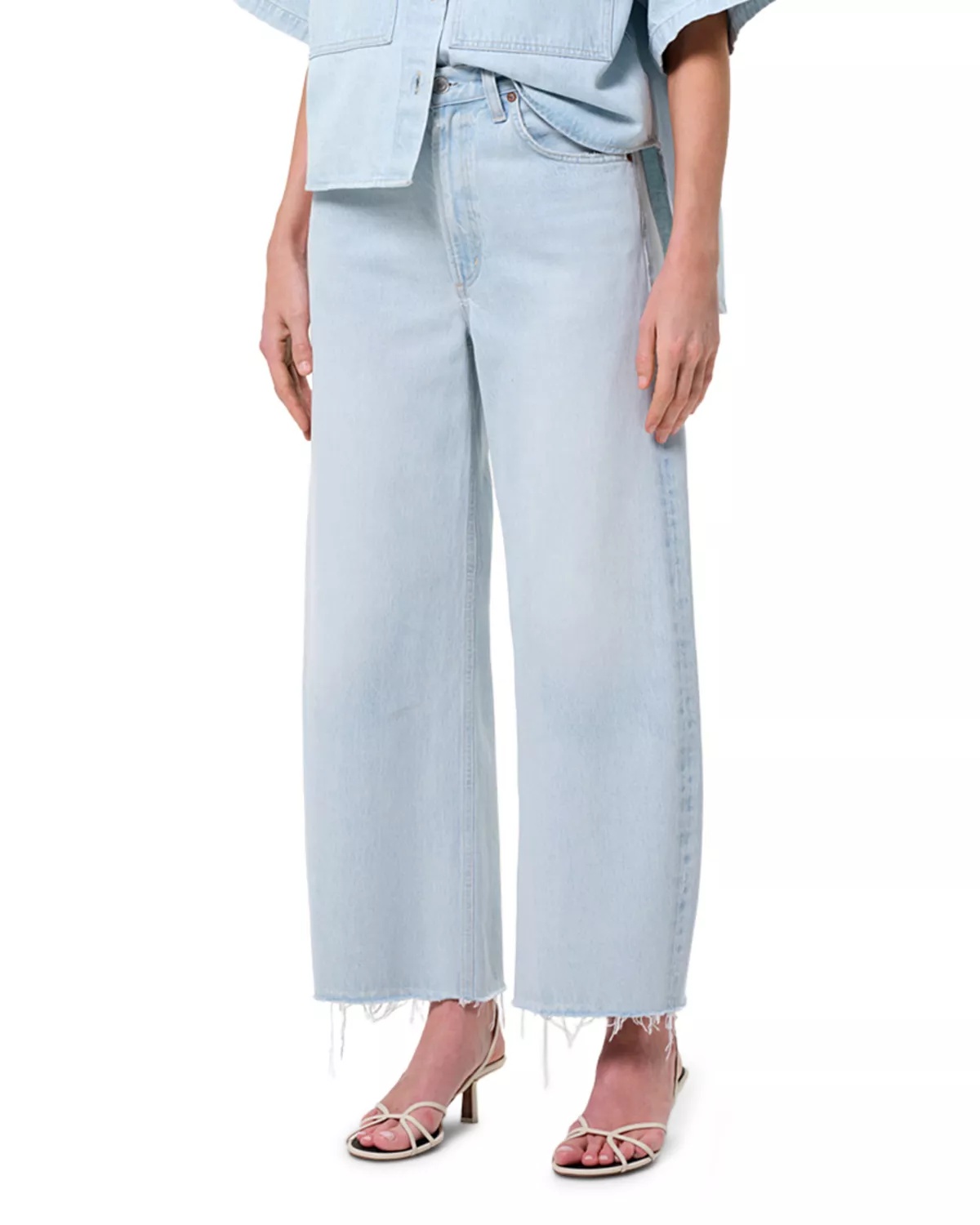Low Curve Fray Mid Rise Jeans in Flourish - 6