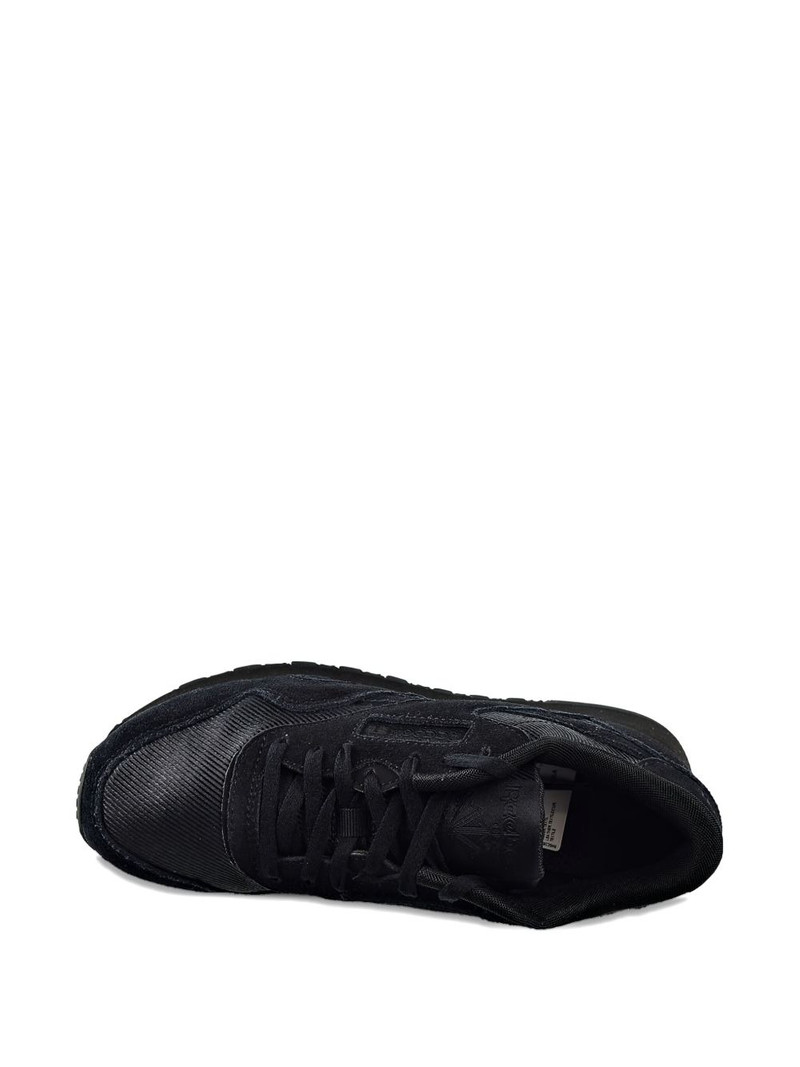 Classic WMNS sneakers 5