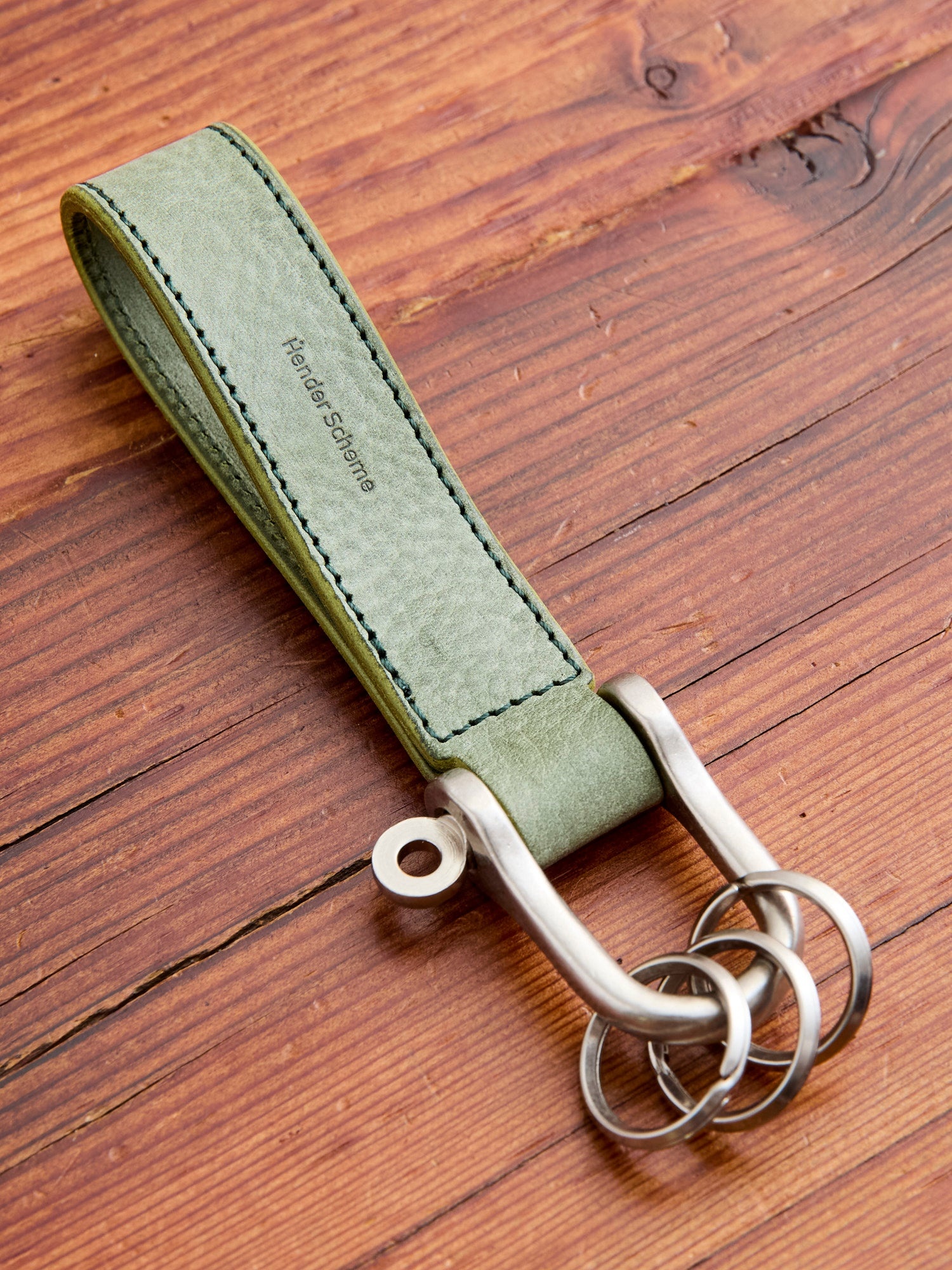 Key Shackle in Green - 3