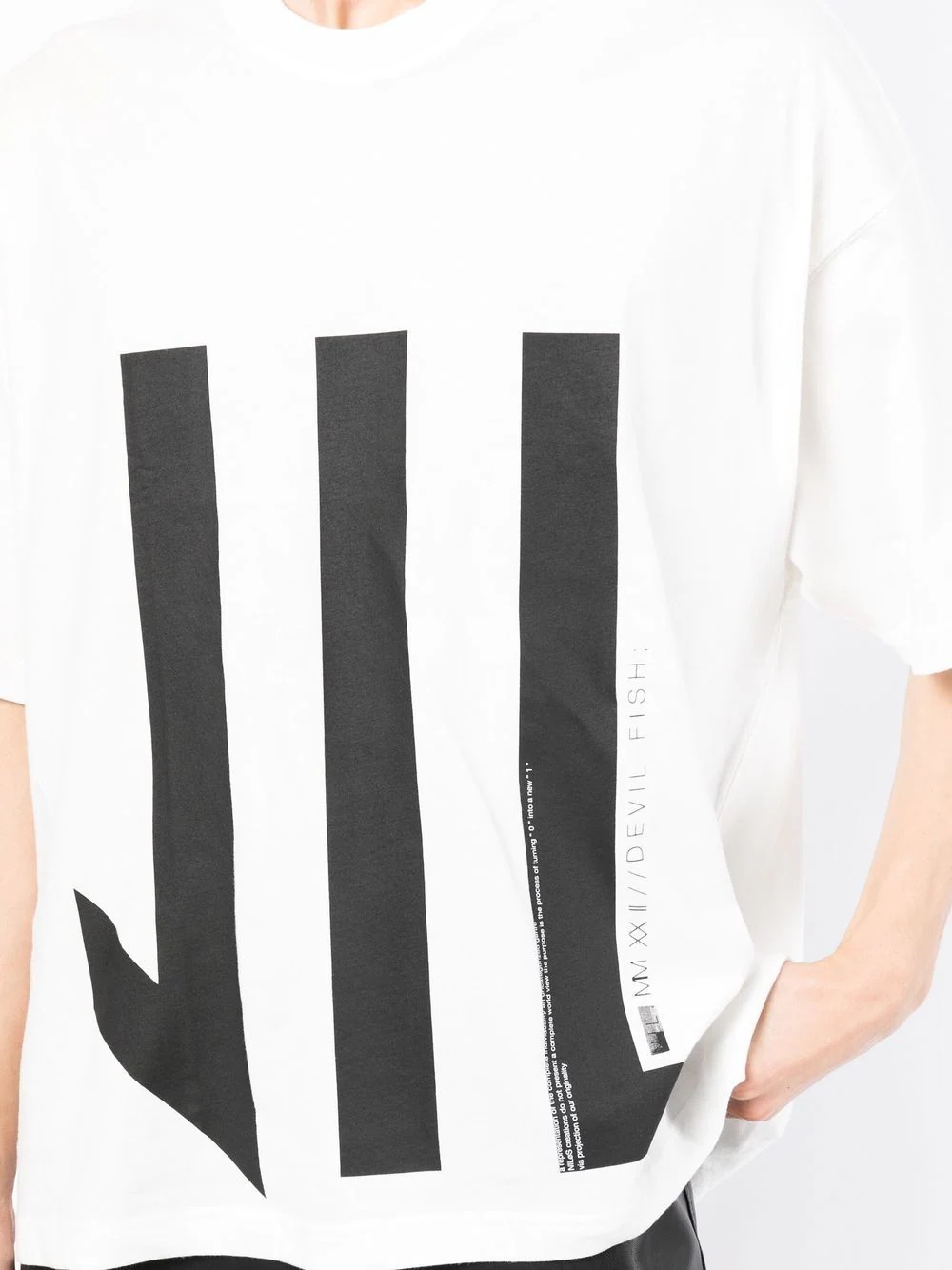 graphic-print short-sleeve T-shirt - 5