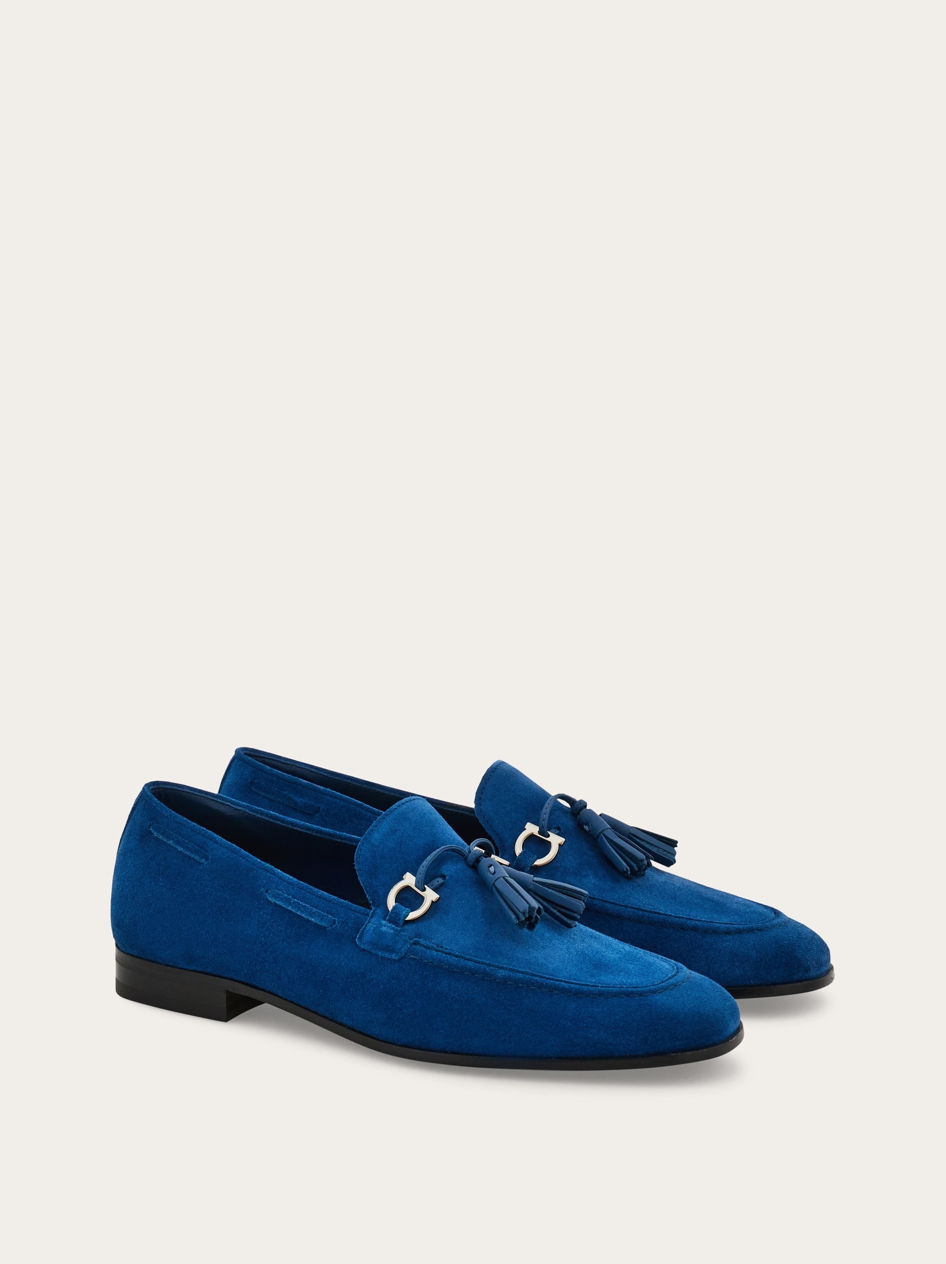 Loafer with tassels - 4