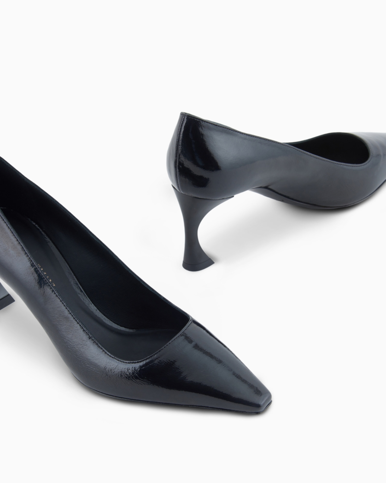 PATENT LEATHER COURT SHOES - 5