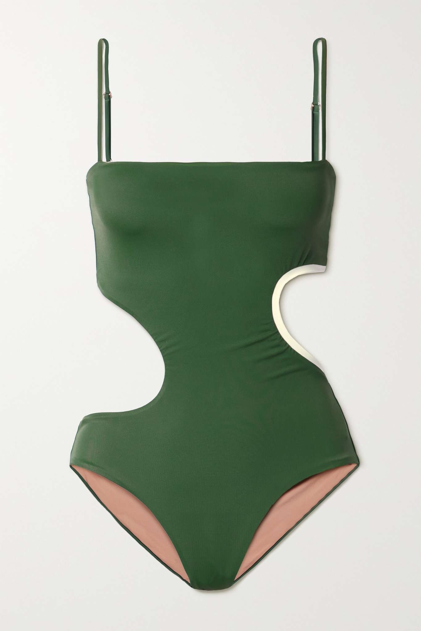 Johanna Ortiz + NET SUSTAIN Forest Foreing Coastlines cutout