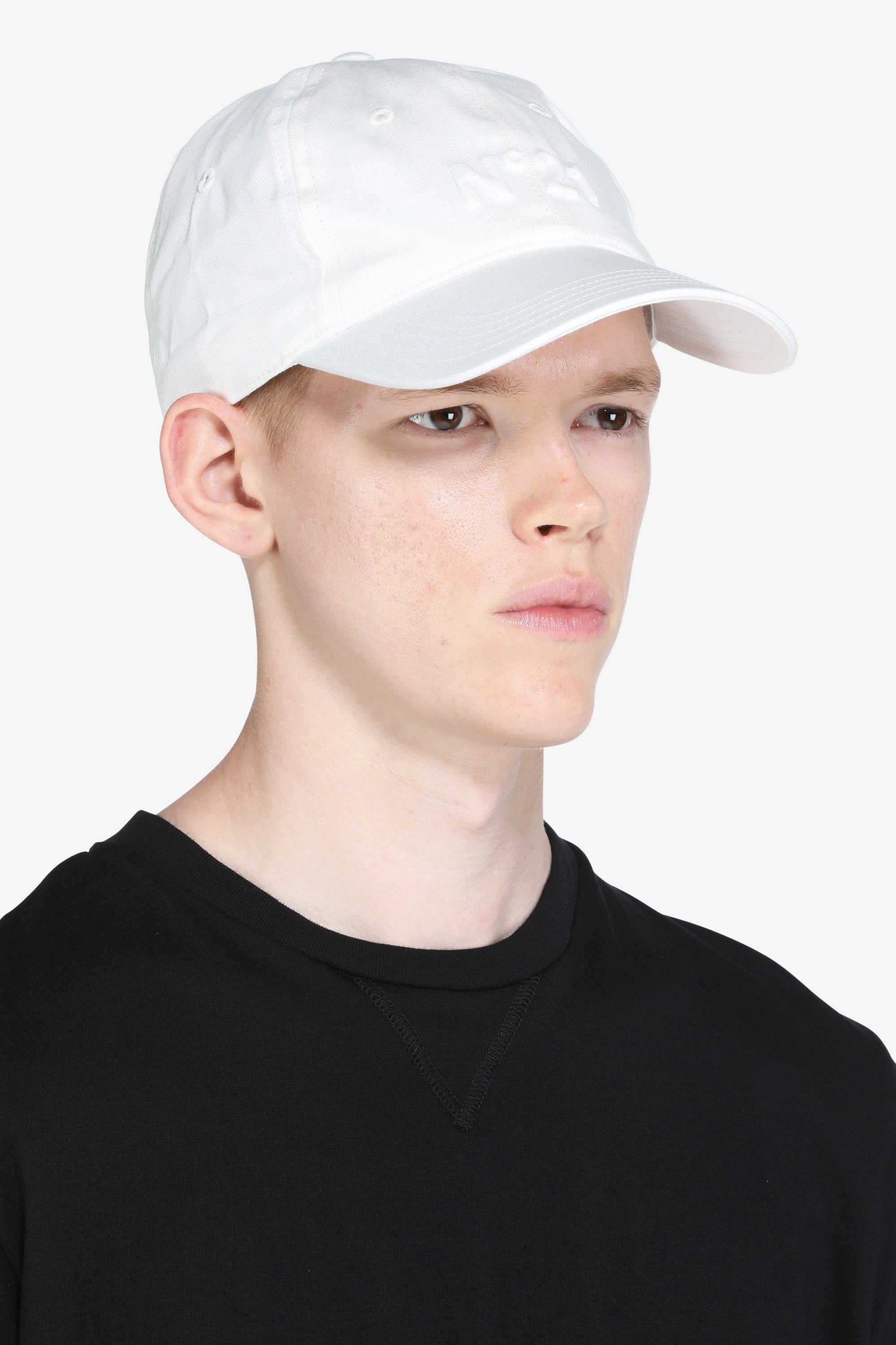 LOGO-EMBOSSED CAP - 2