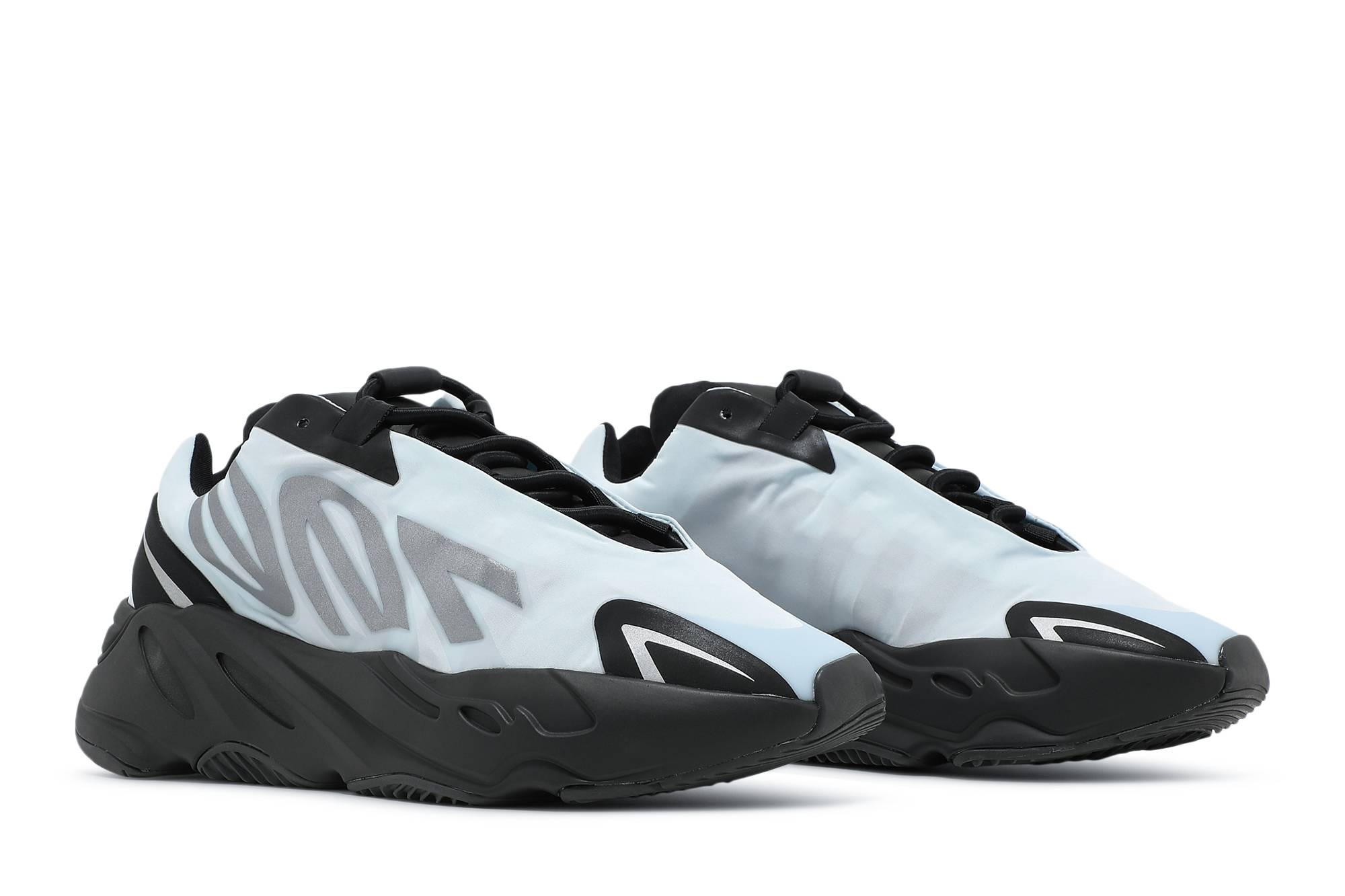 Yeezy Boost 700 MNVN 'Blue Tint' - 8