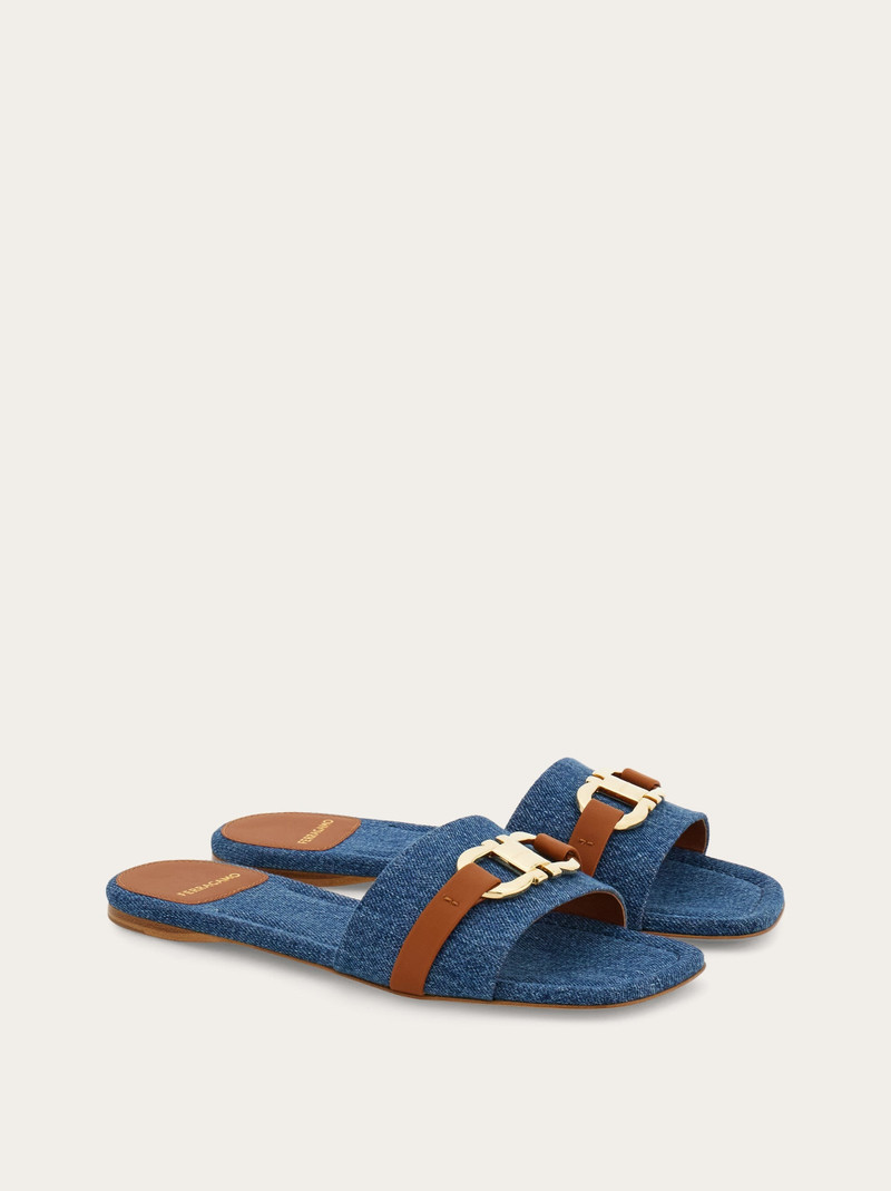 Gancini buckle slide 5