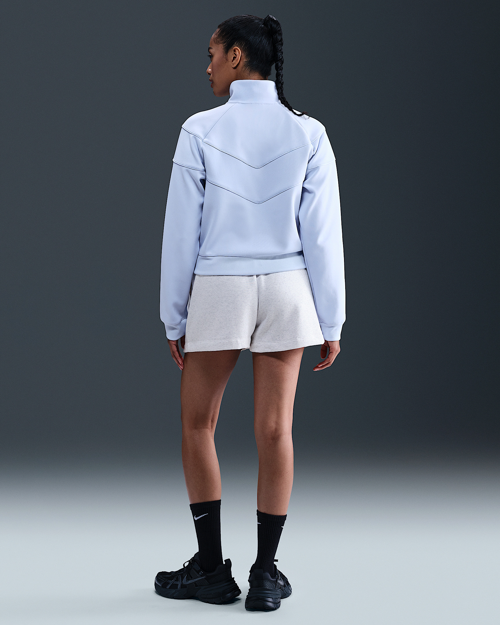 Nike Sportswear Club Fleece Women's Mid-Rise Shorts - 4