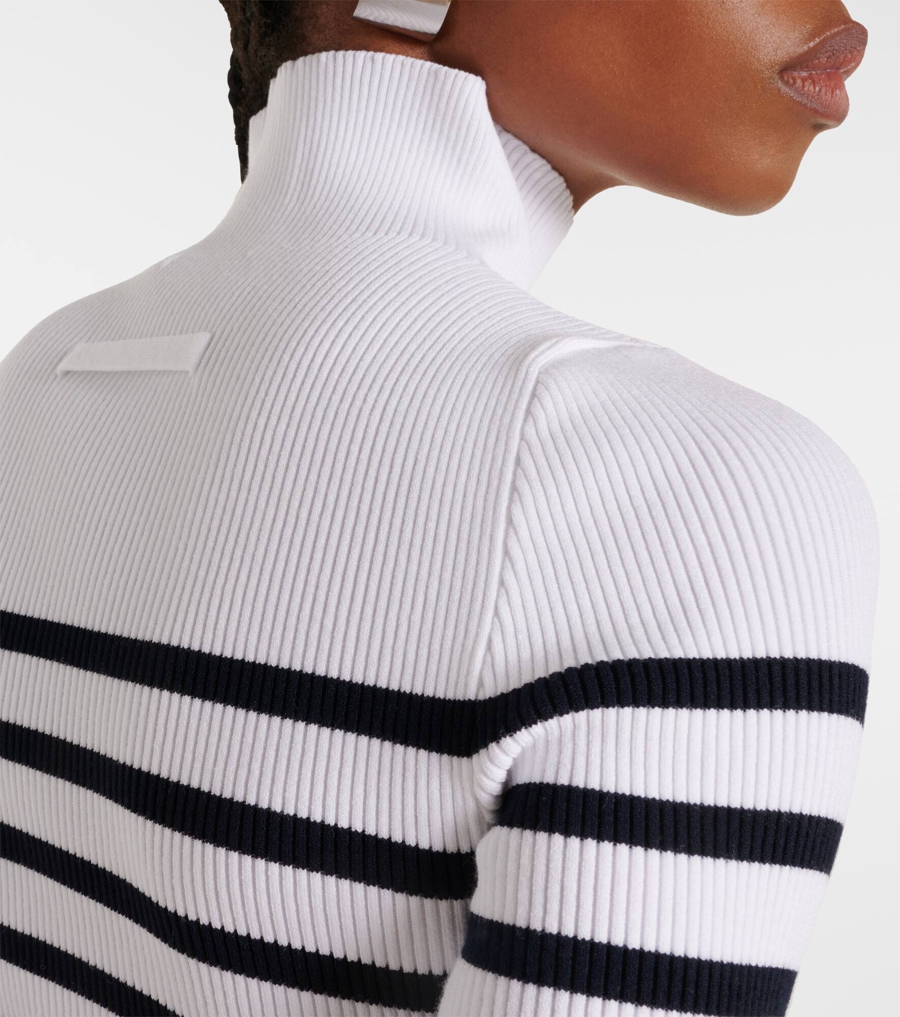 Cutout sweater - 6