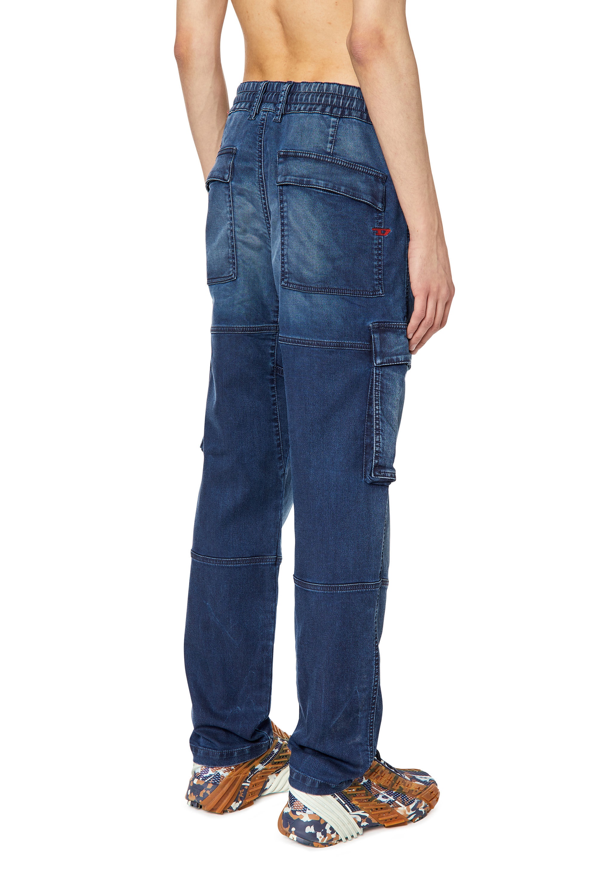 DIESEL◆デニム｜Boyfriend 2031 D-Krailey Joggjeans 068lt Diesel BOYFRIEND 2031 D-KRAILEY JOGGJEANS® 068LT | REVERSIBLE