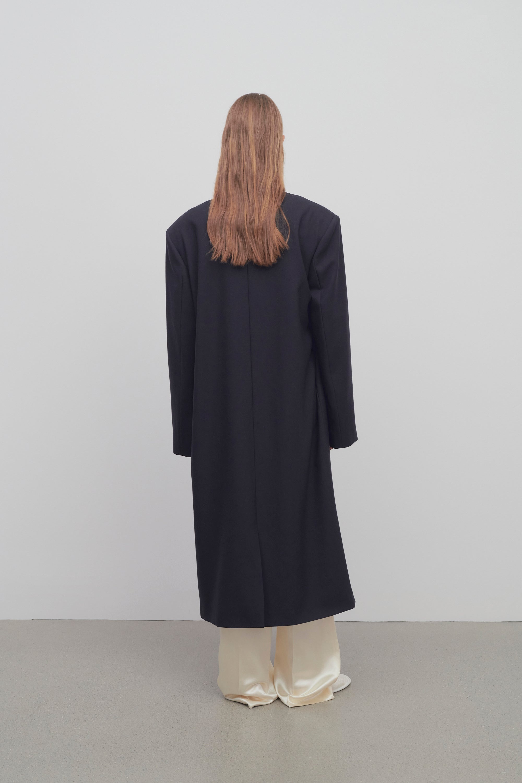 Indra Coat in Wool - 6