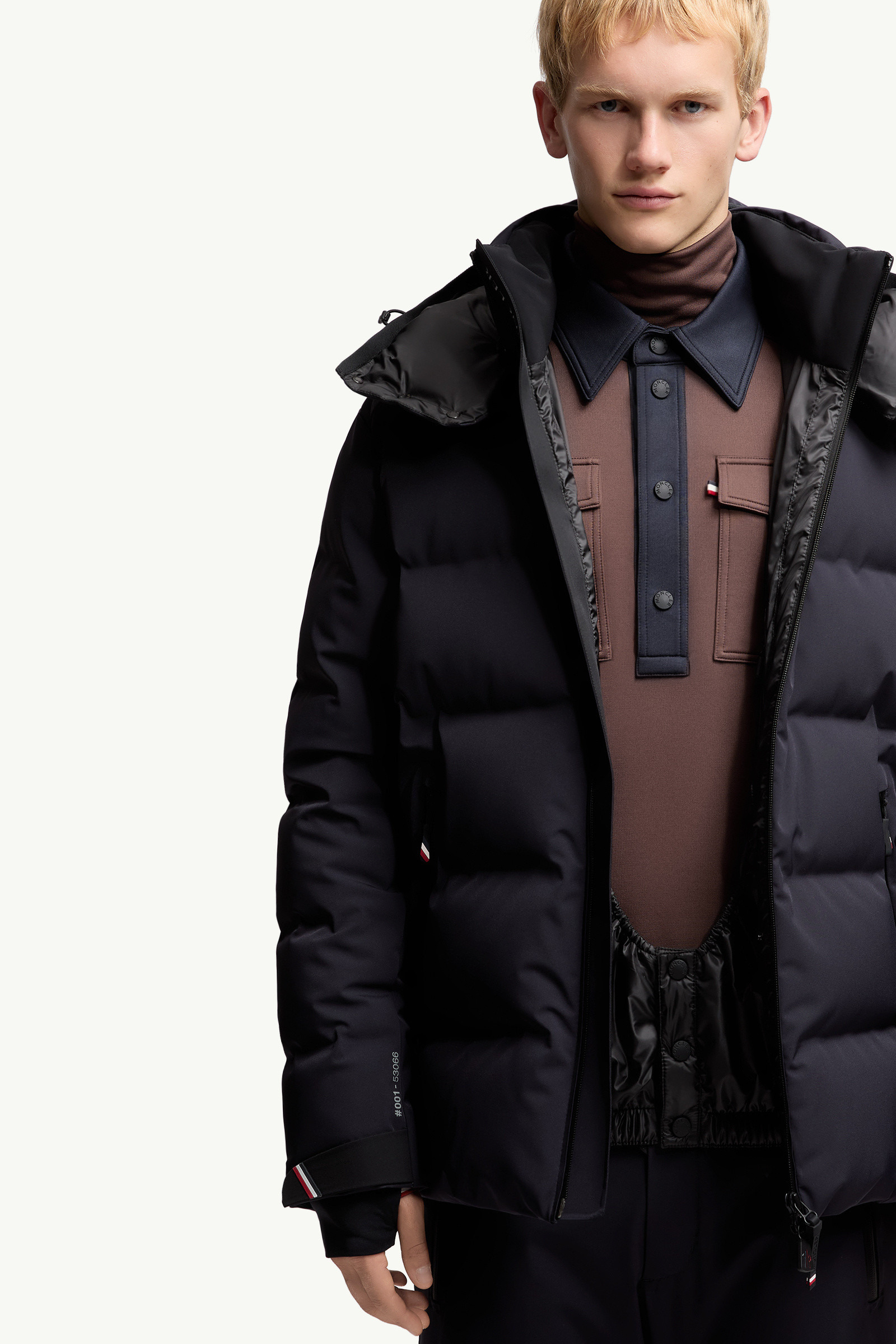 Montgetech Hooded Short Down Jacket - 8
