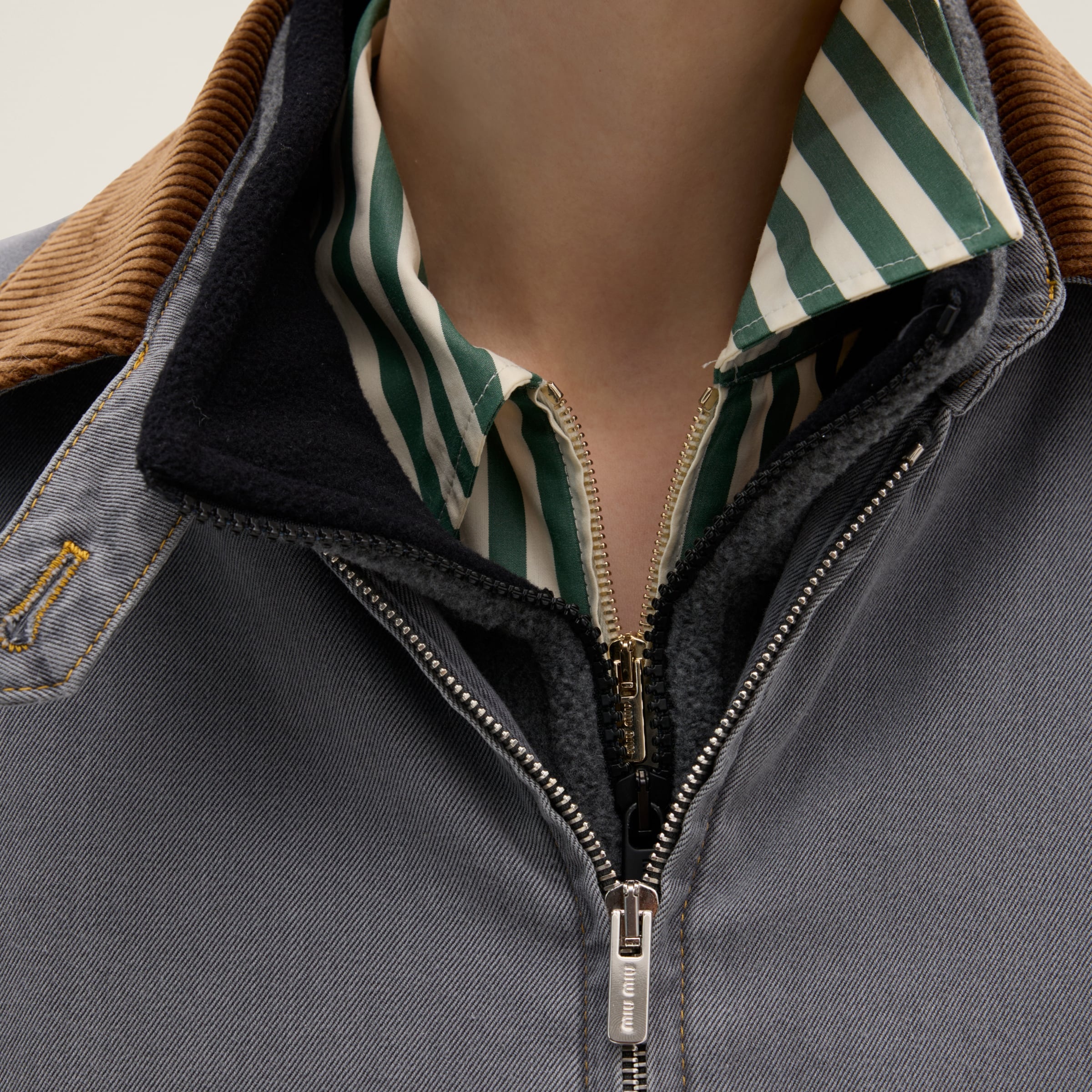 Chambray jacket with velvet collar - 4