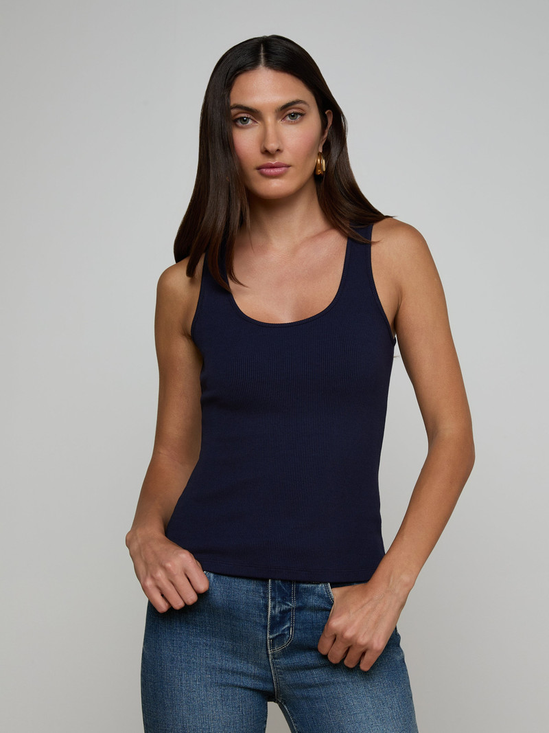 L'AGENCE Adira Scoopneck Tank outlook