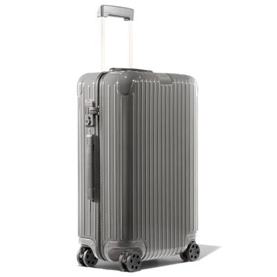 RIMOWA Essential Check-In M outlook