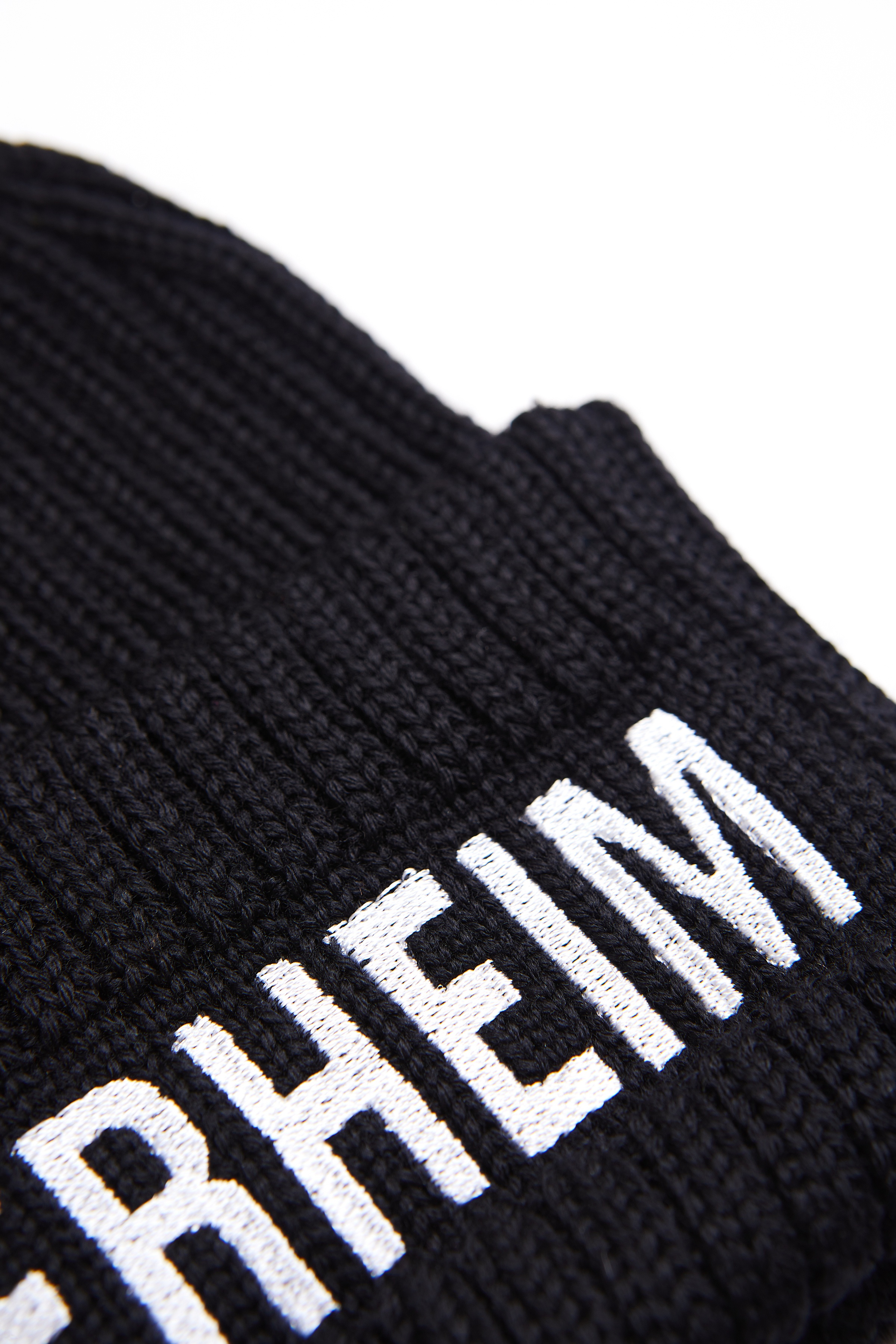 Big L Beanie Black - 2