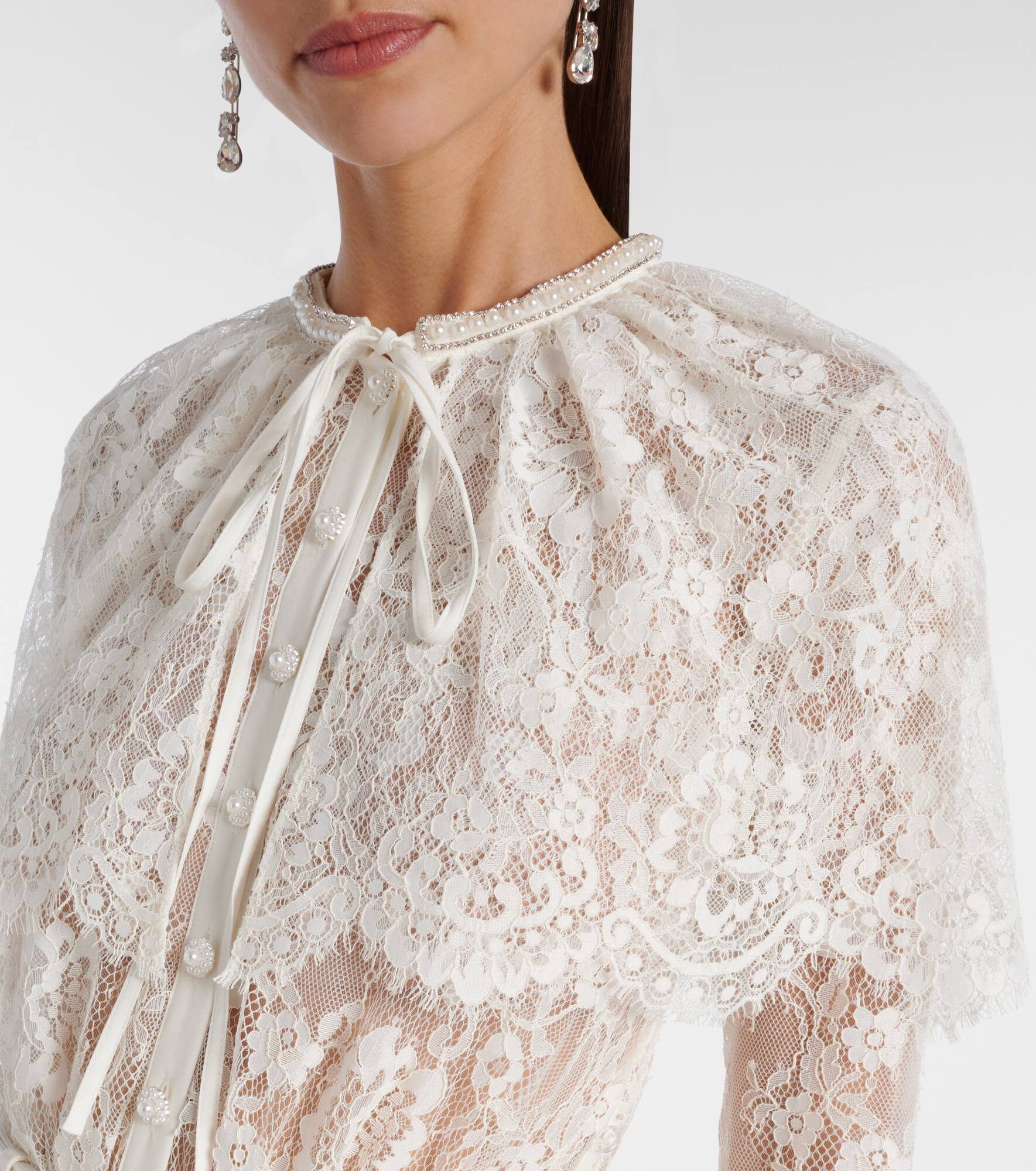 Caped lace and satin maxi dress - 4