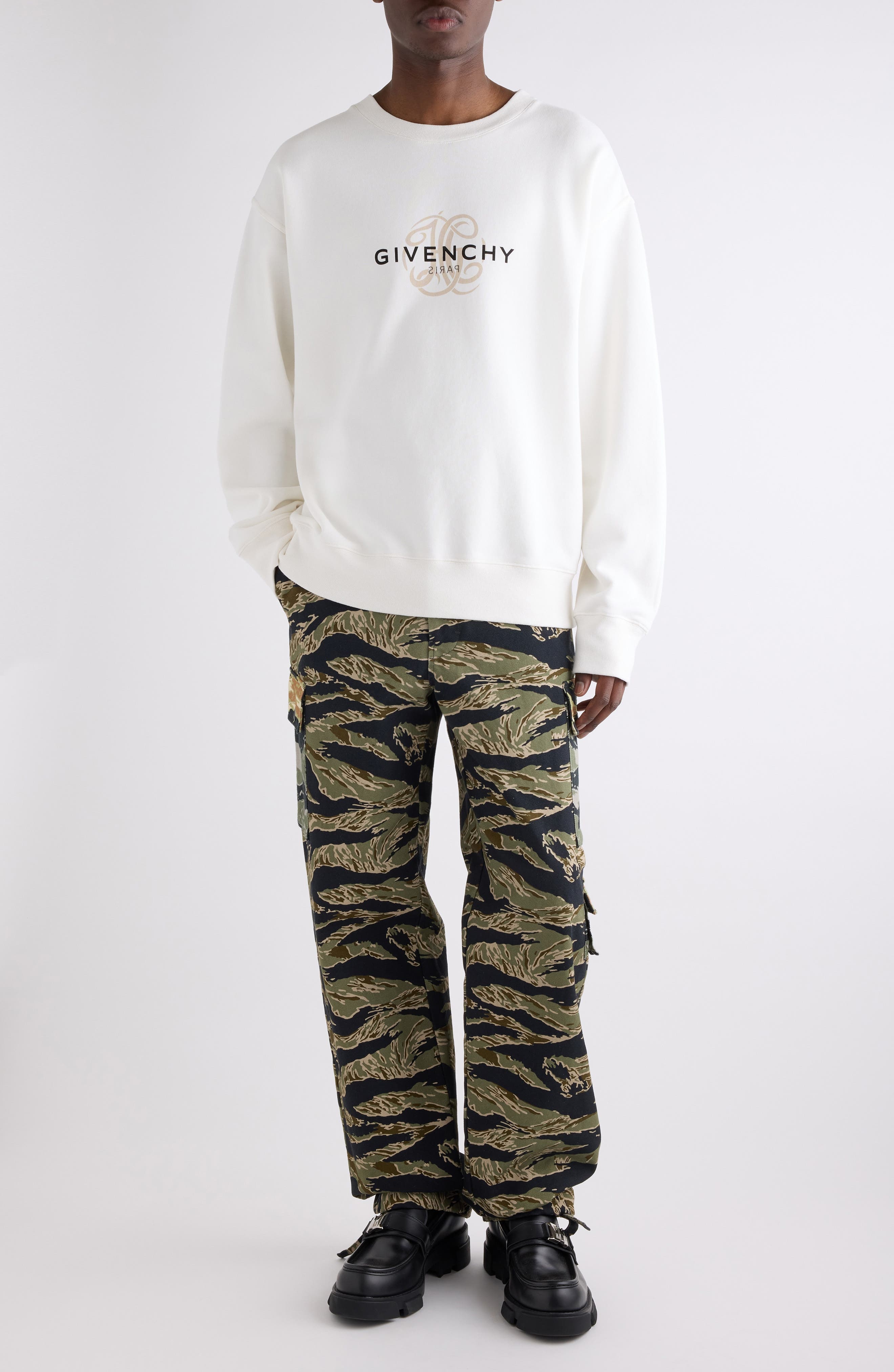 Givenchy Boxy Fit Reverse Logo Graphic Sweatshirt in Off White at Nordstrom - 2
