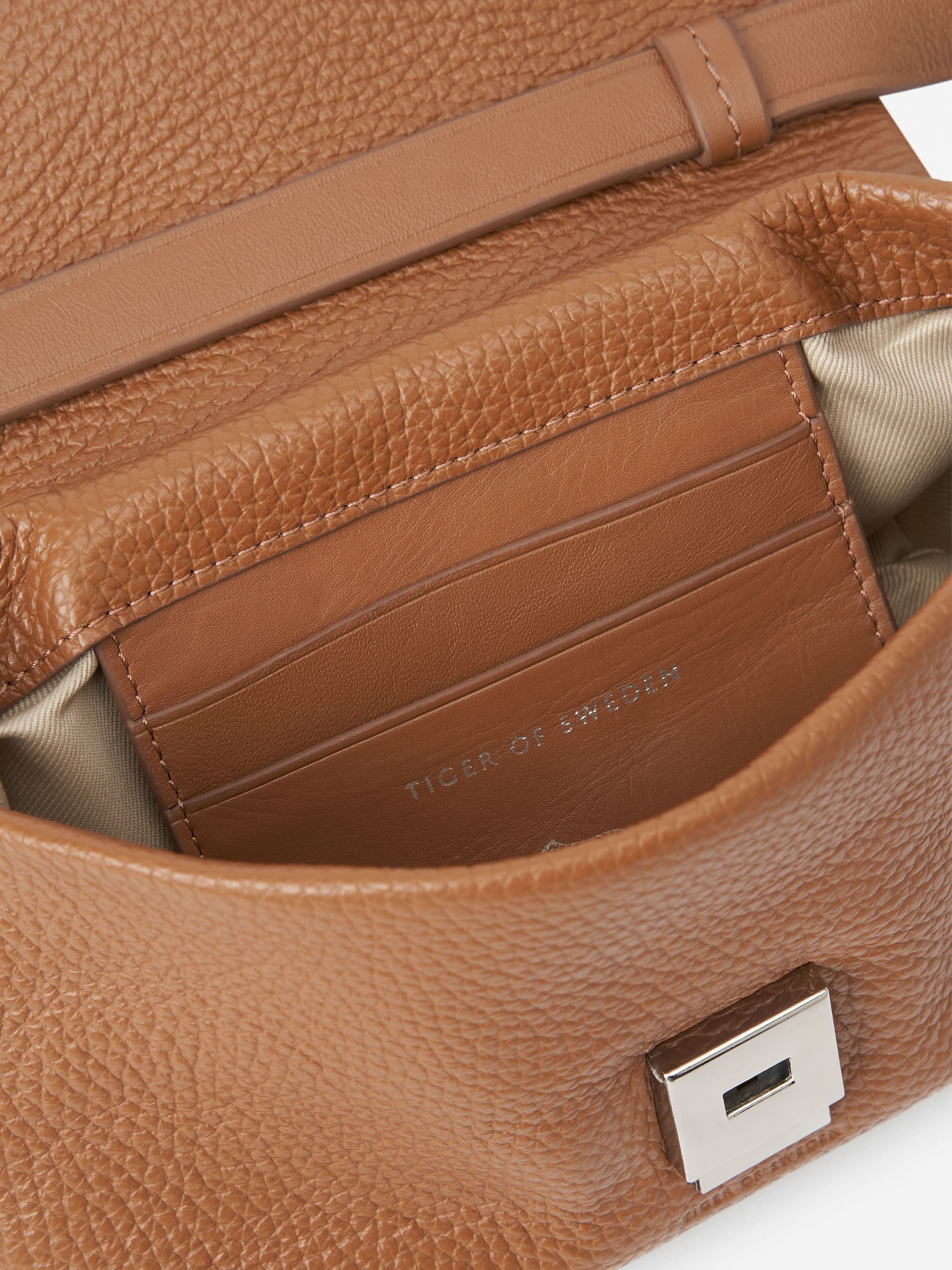 Paina Elegant Crossbody Bag - 3