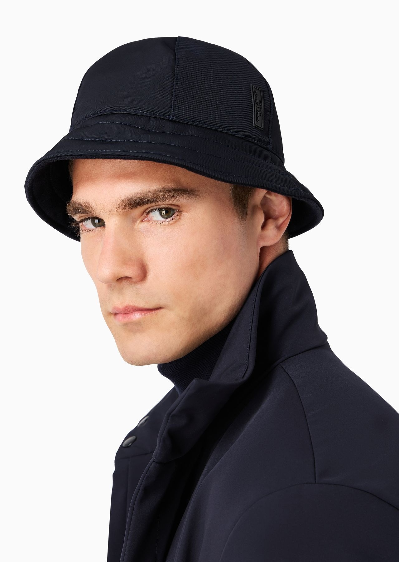 Reversible technical-fabric cloche hat - 3