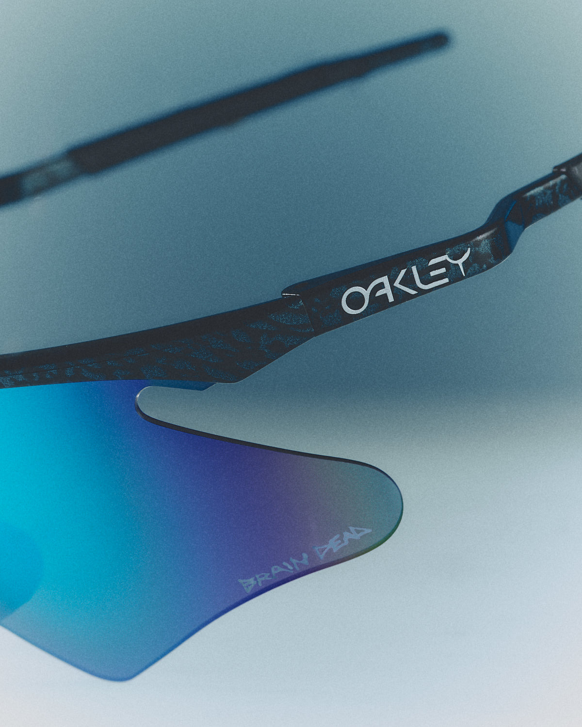 Brain Dead x Oakley Mumbo Sunglasses - Planet X/Prizm Sapphire - 5