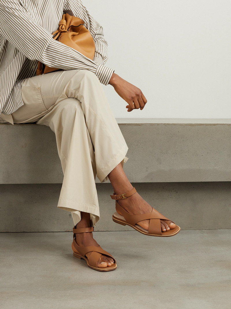 Tod's Leather Sandals outlook