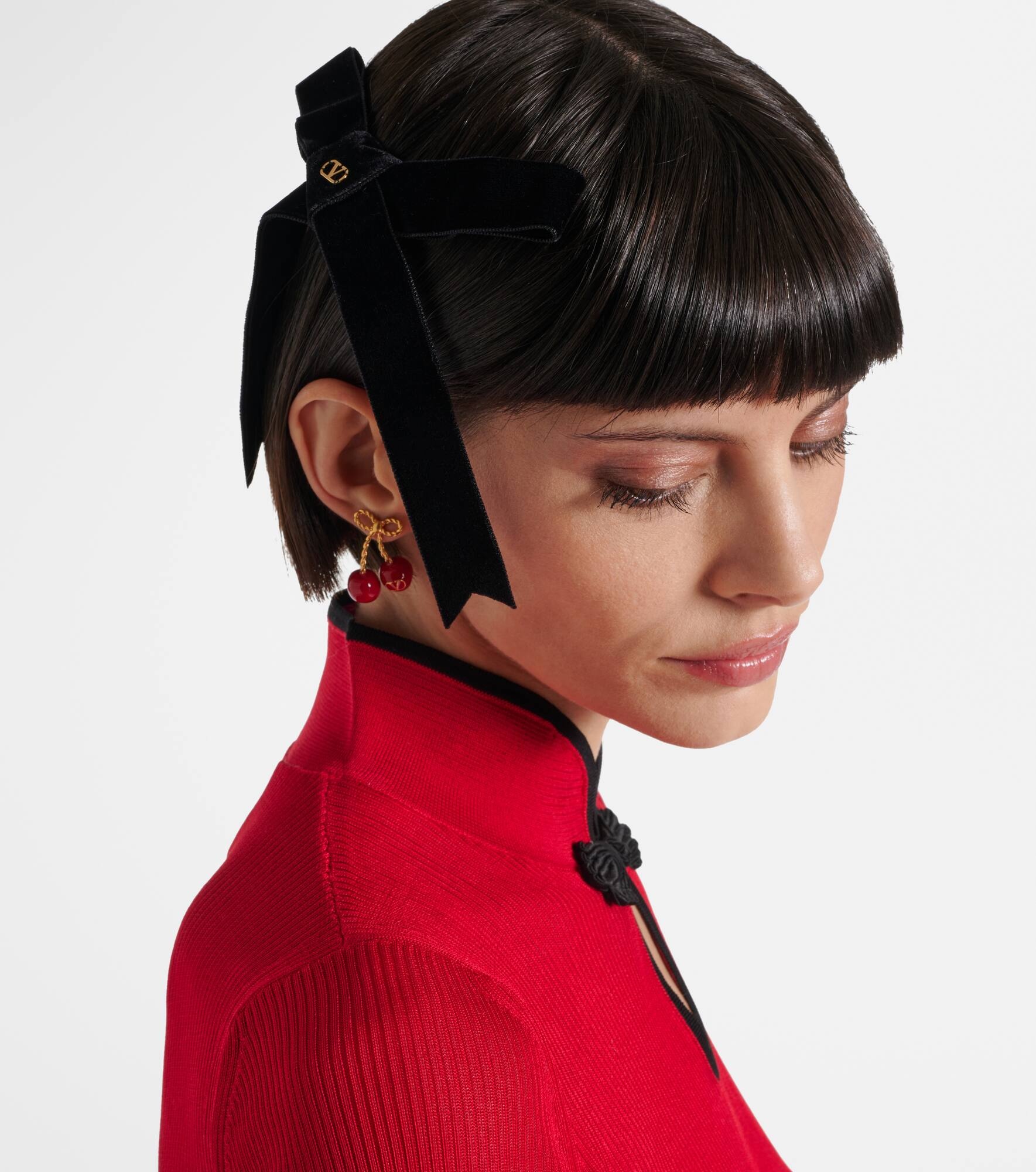 VLogo velvet hair clip - 2