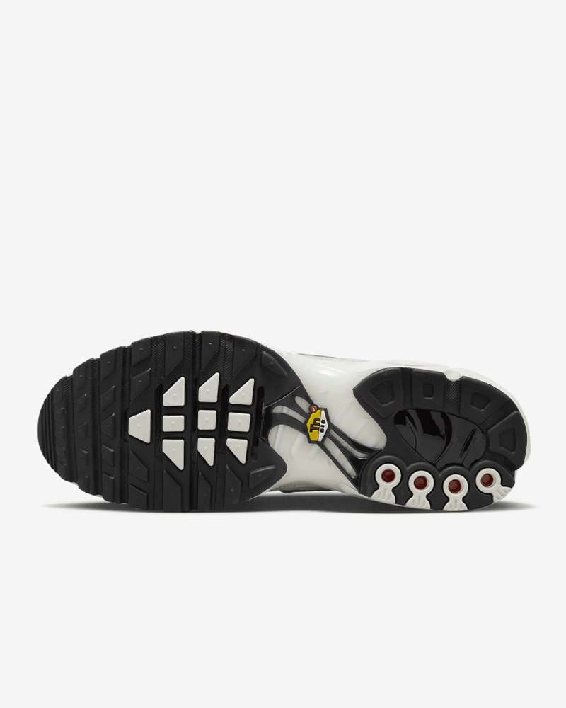 Nike Air Max Plus "Pure Platinum" sneakers outlook
