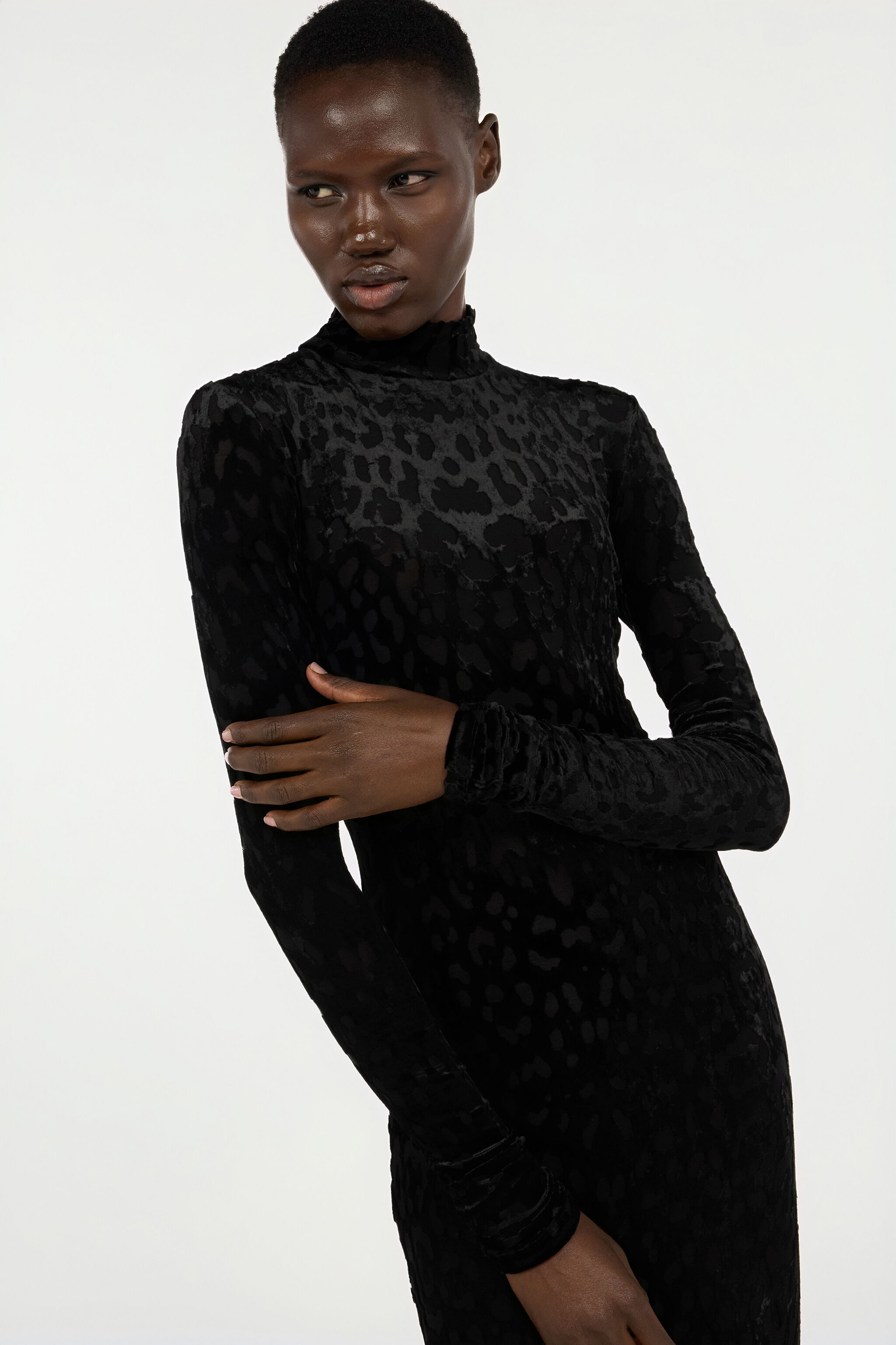 Long Black Dress With Jaguar Skin Pattern - 6