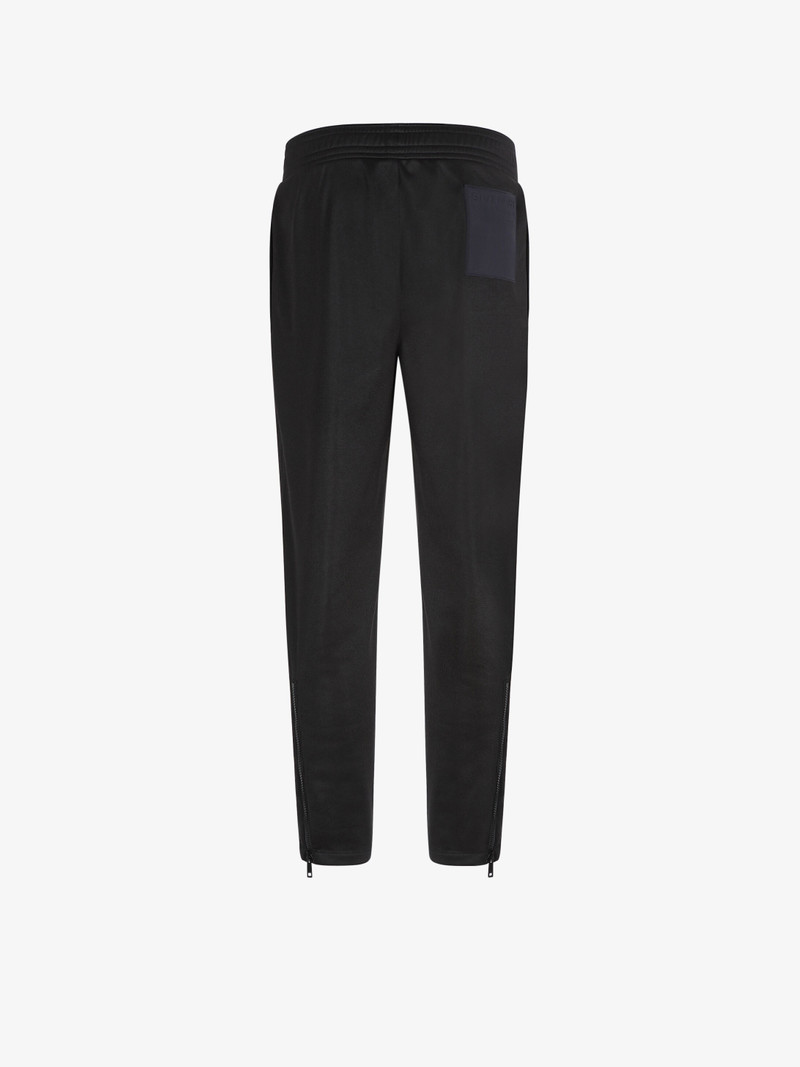 GIVENCHY ADDRESS patch short jogger pants 3