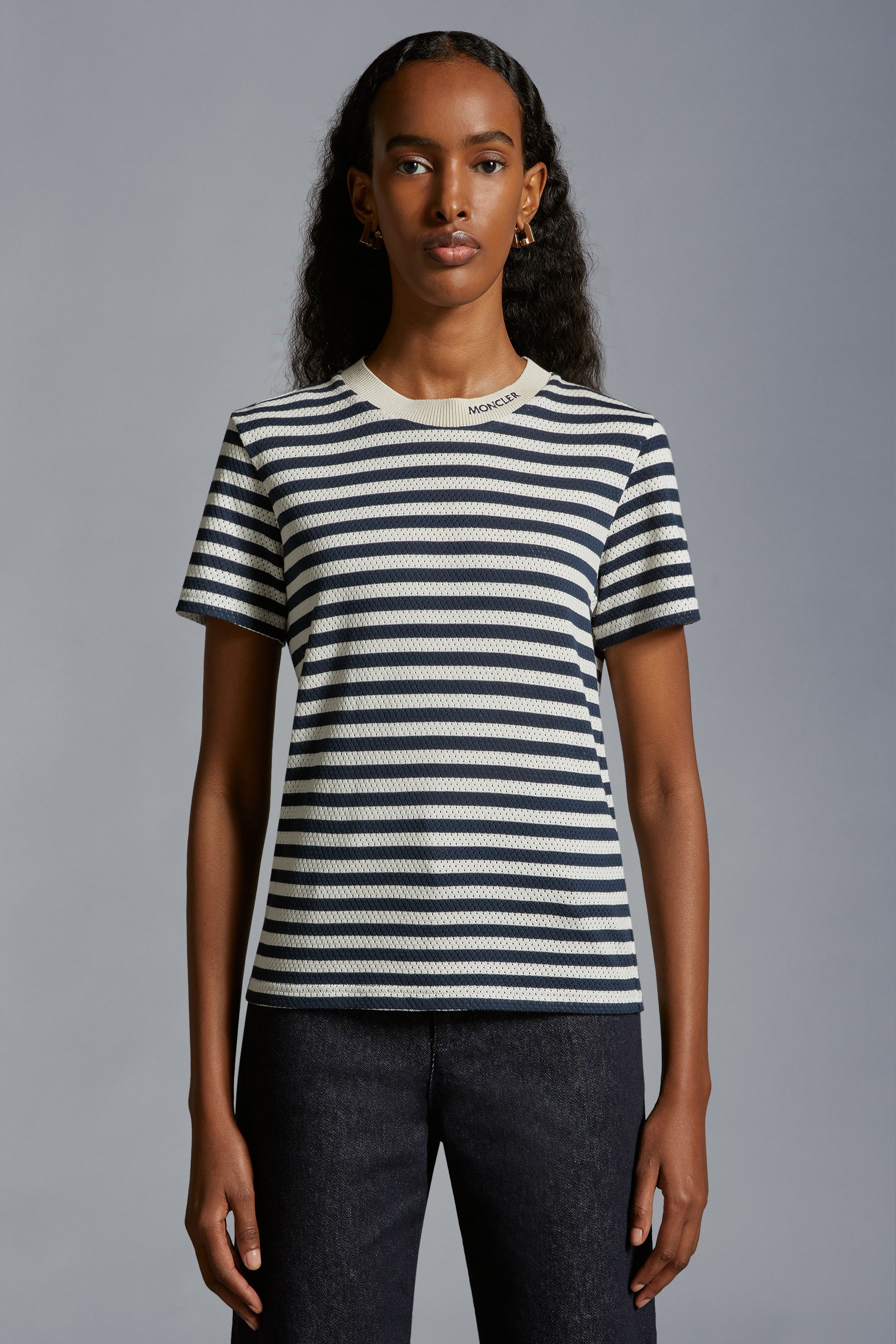 【送料&関税込】Moncler Striped T-shirt Moncler Striped T-Shirt | REVERSIBLE