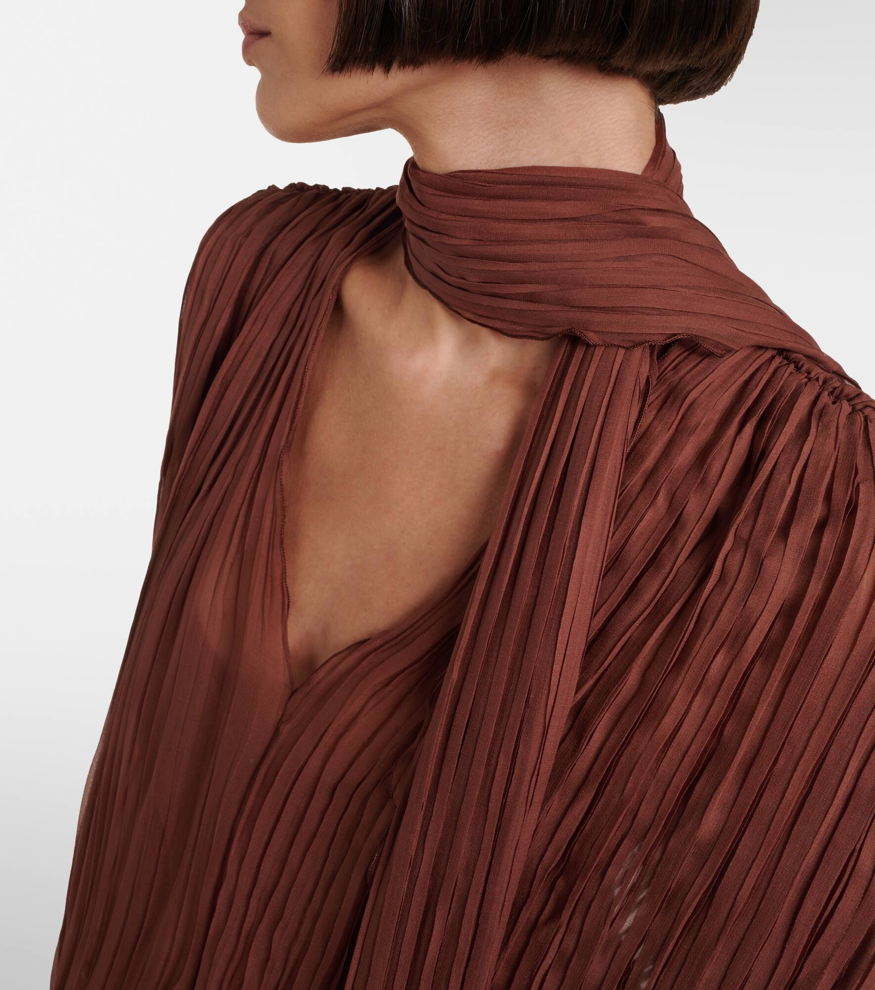 Plissé silk chiffon gown - 4