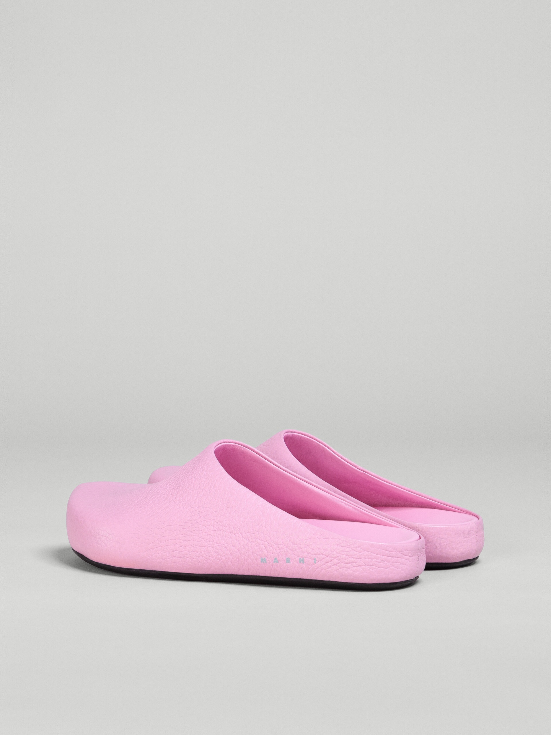 PINK LEATHER FUSSBETT SABOT - 3