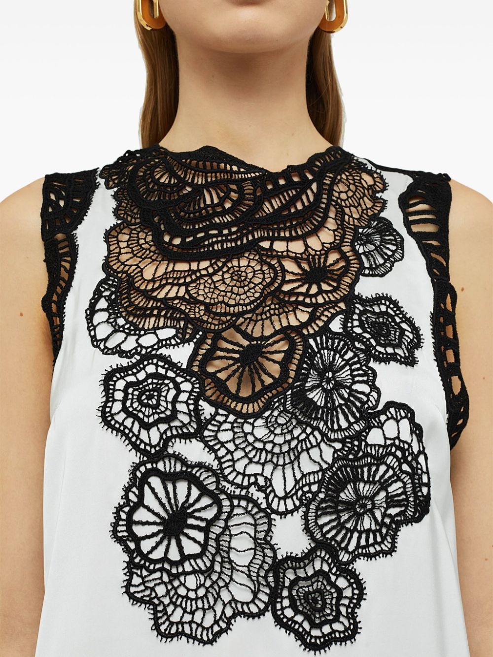 floral-embroidered sleeveless midi dress - 4