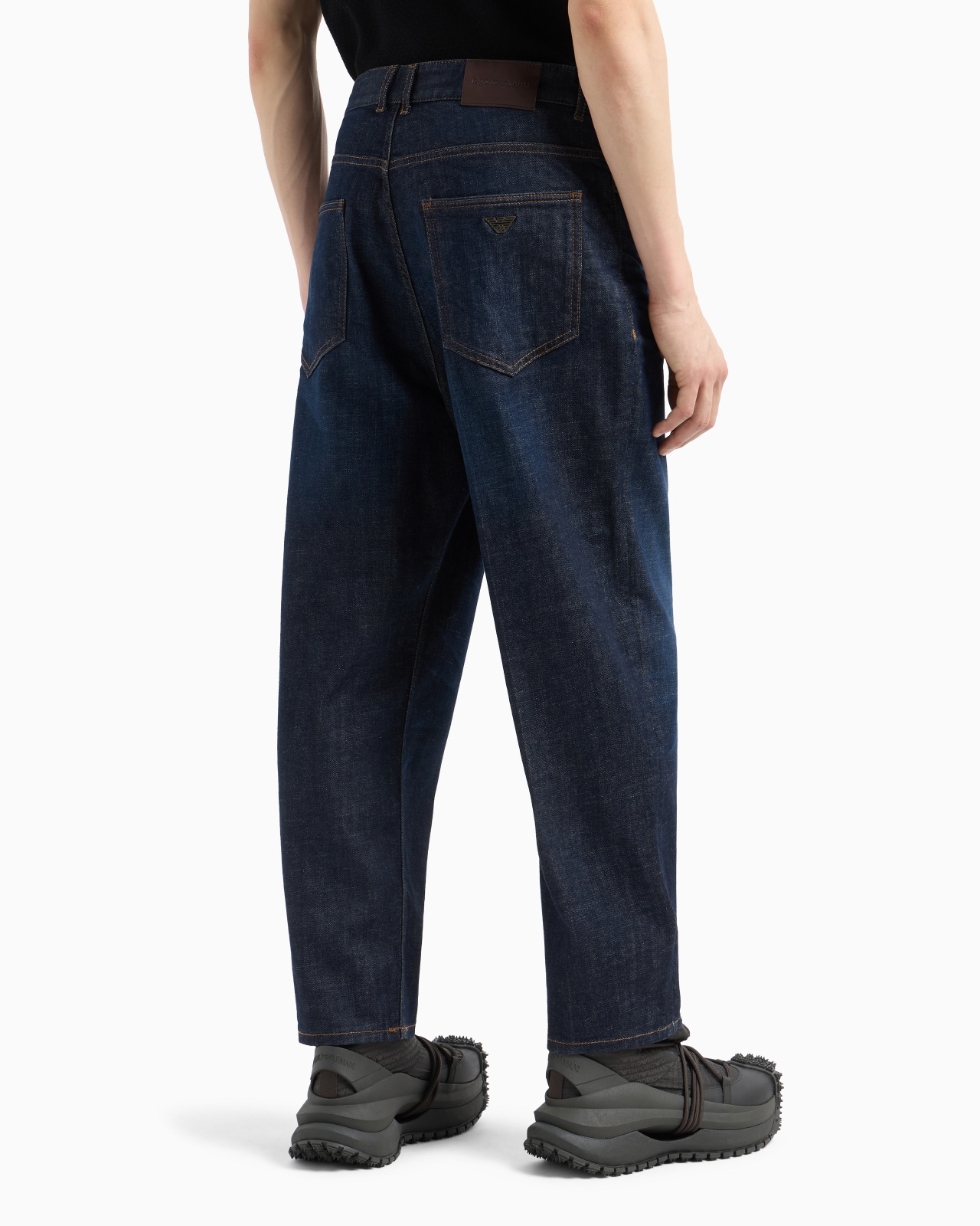 J79 Carrot-fit 11.4 oz rinse-wash denim jeans with veining - 3