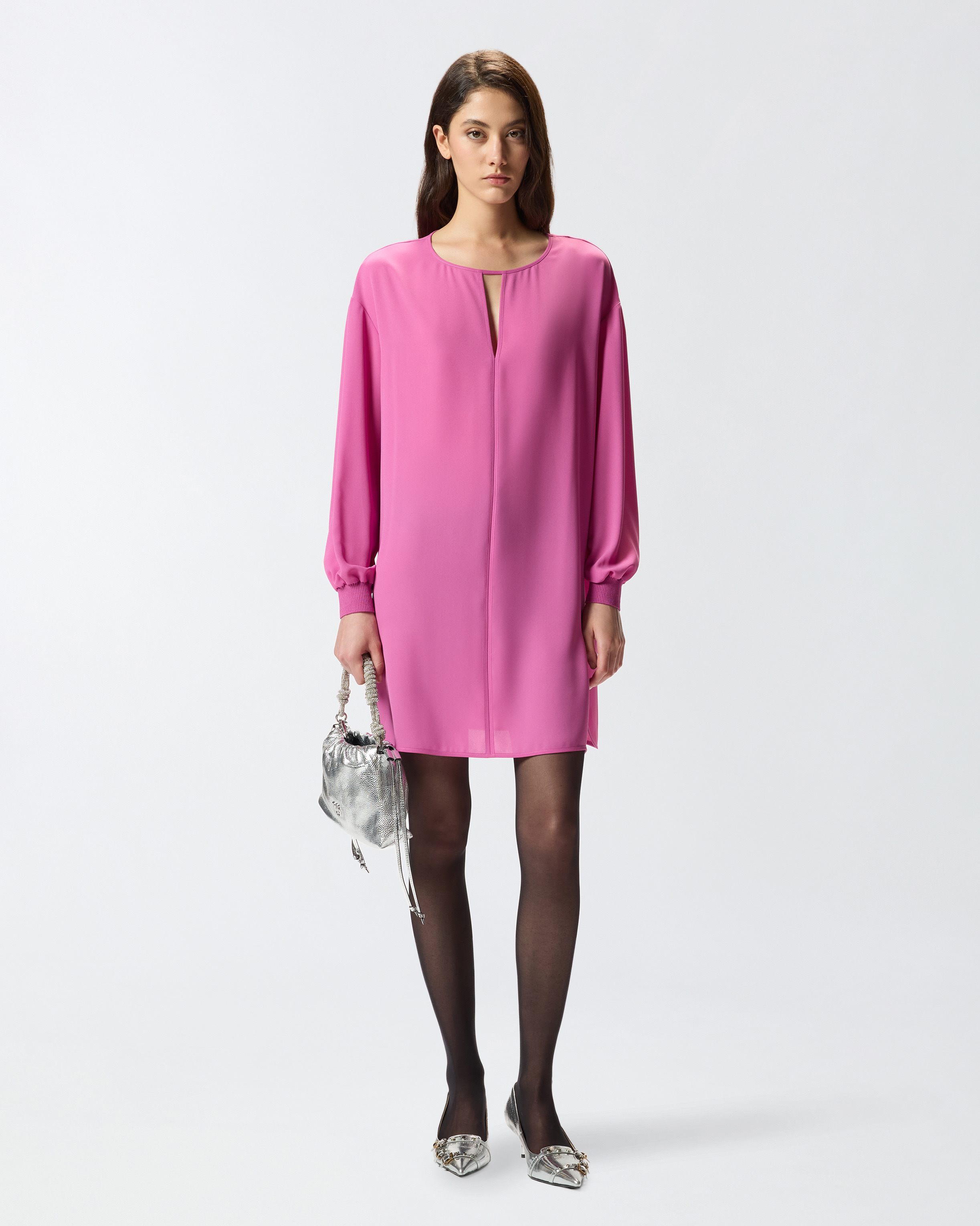SHORT TECHNICAL CREPE DRESS - 3