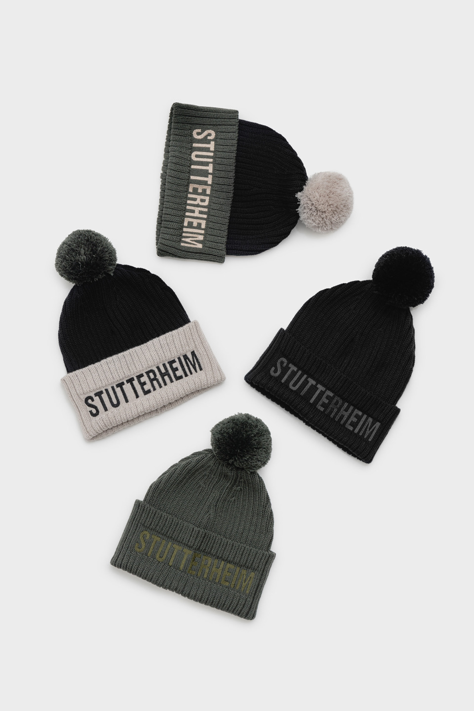 April Beanie Light Sand/Black - 12