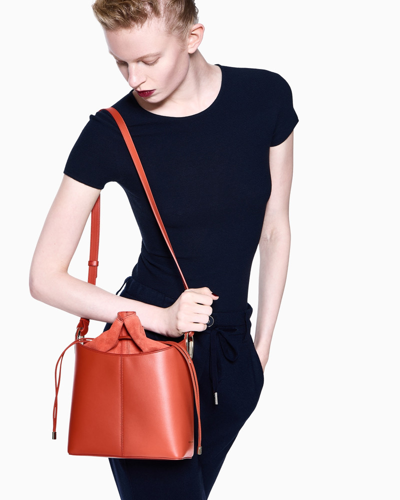 SMOOTH CALFSKIN BUCKET BAG 7