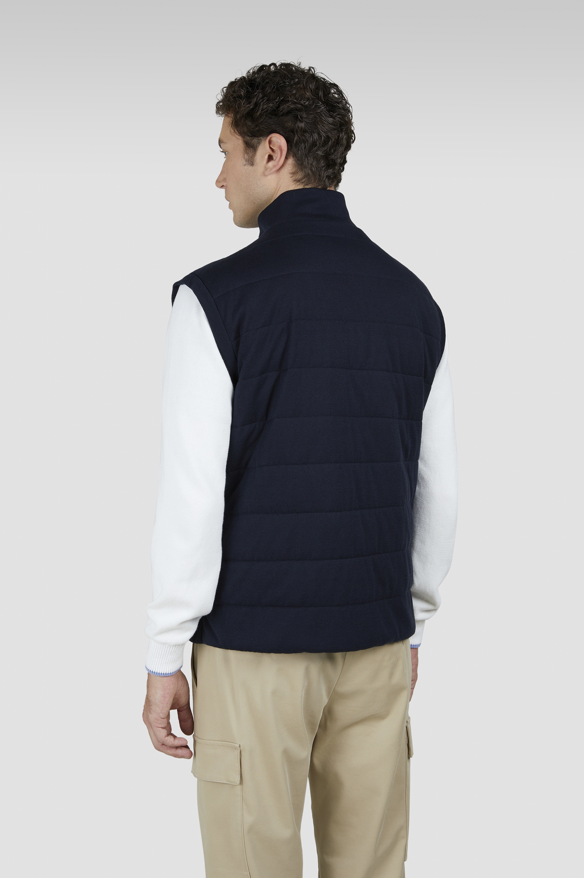 REVERSIBLE VEST IN COTTON, SILK, AND TYPHOON® PLATINUM - 3