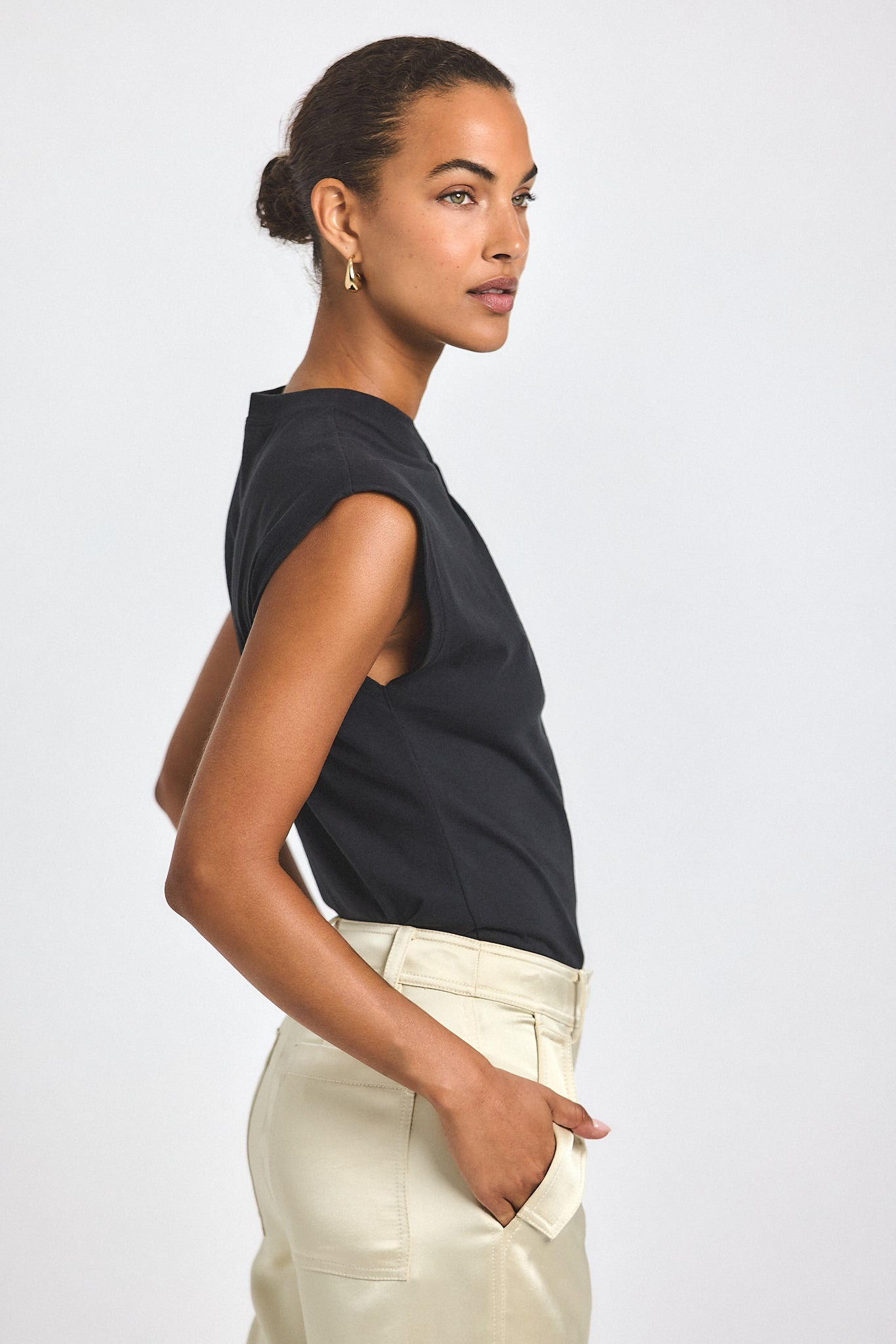 NIA ASSYMMETRIC EMBELLISHED TWIST TEE - 3