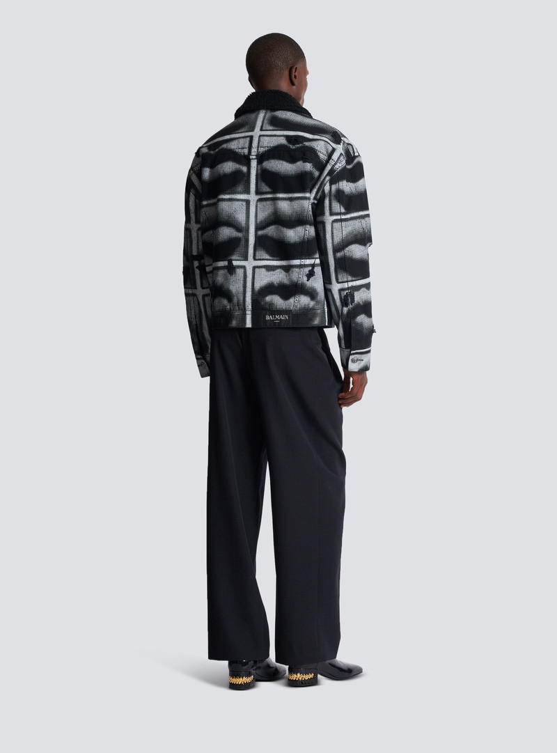 Denim jacket with Lips print 4