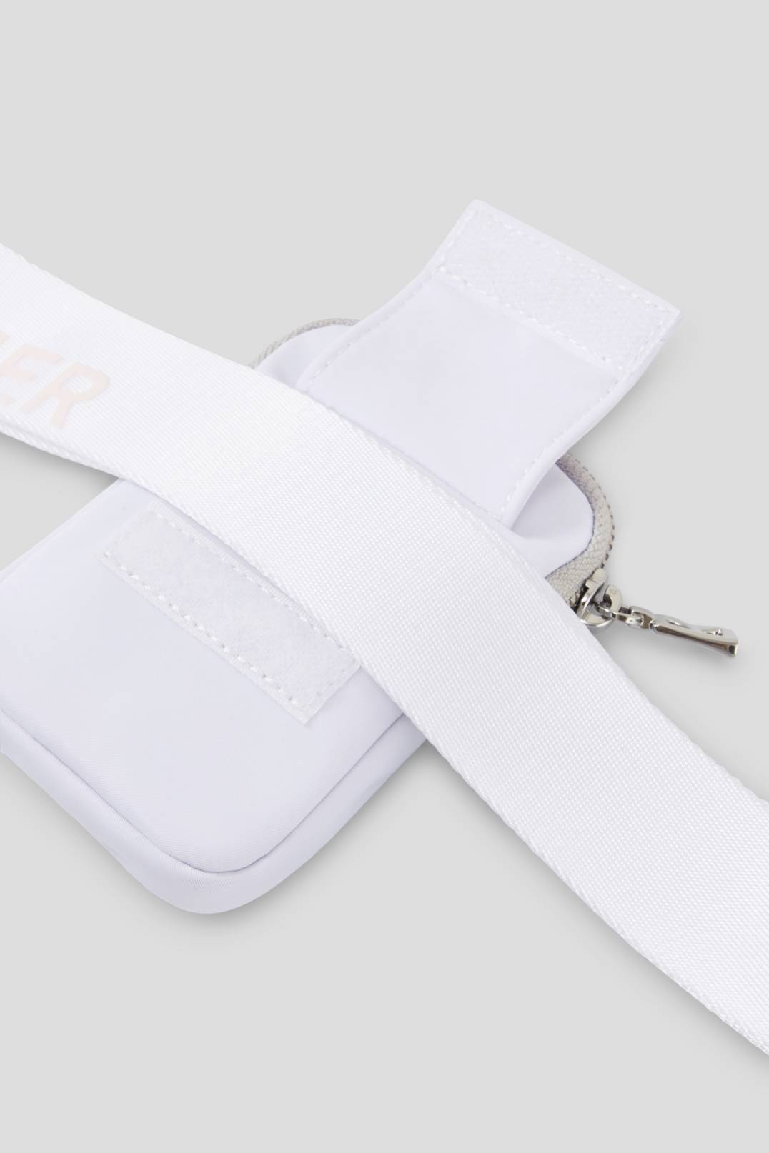 KLOSTERS ENJA MULTIPOCKET BELT BAG IN WHITE - 4