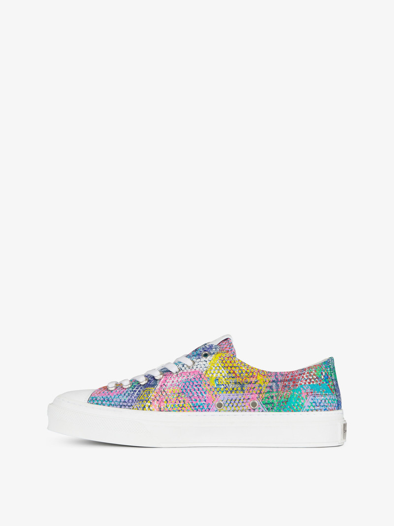 Givenchy CITY SNEAKERS IN PRINTED 4G DENIM outlook