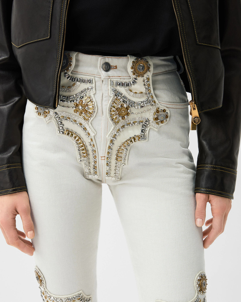 Embroidered Straight Jeans 5