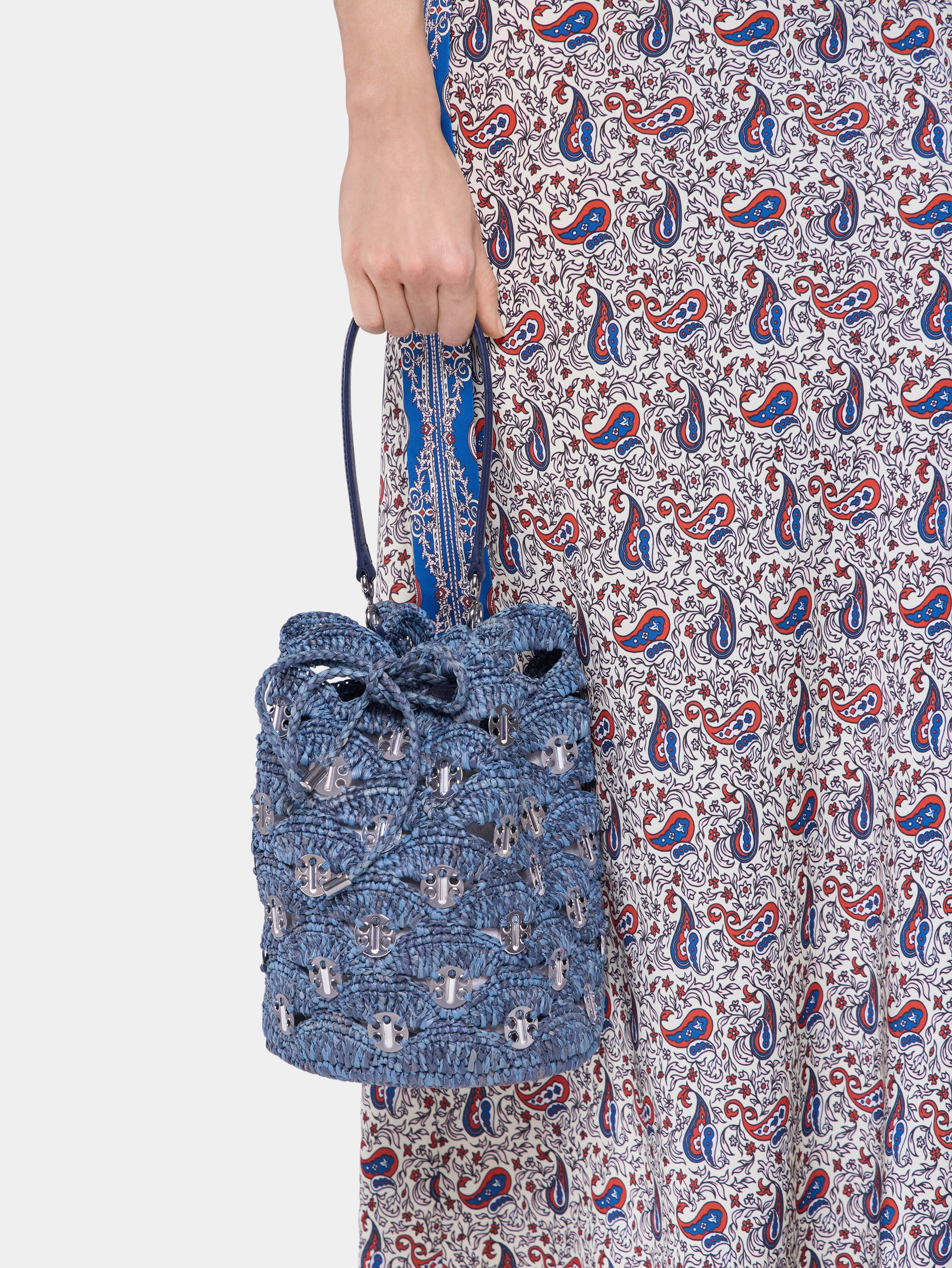 DENIM BLUE RAFFIA BUCKET BAG - 4