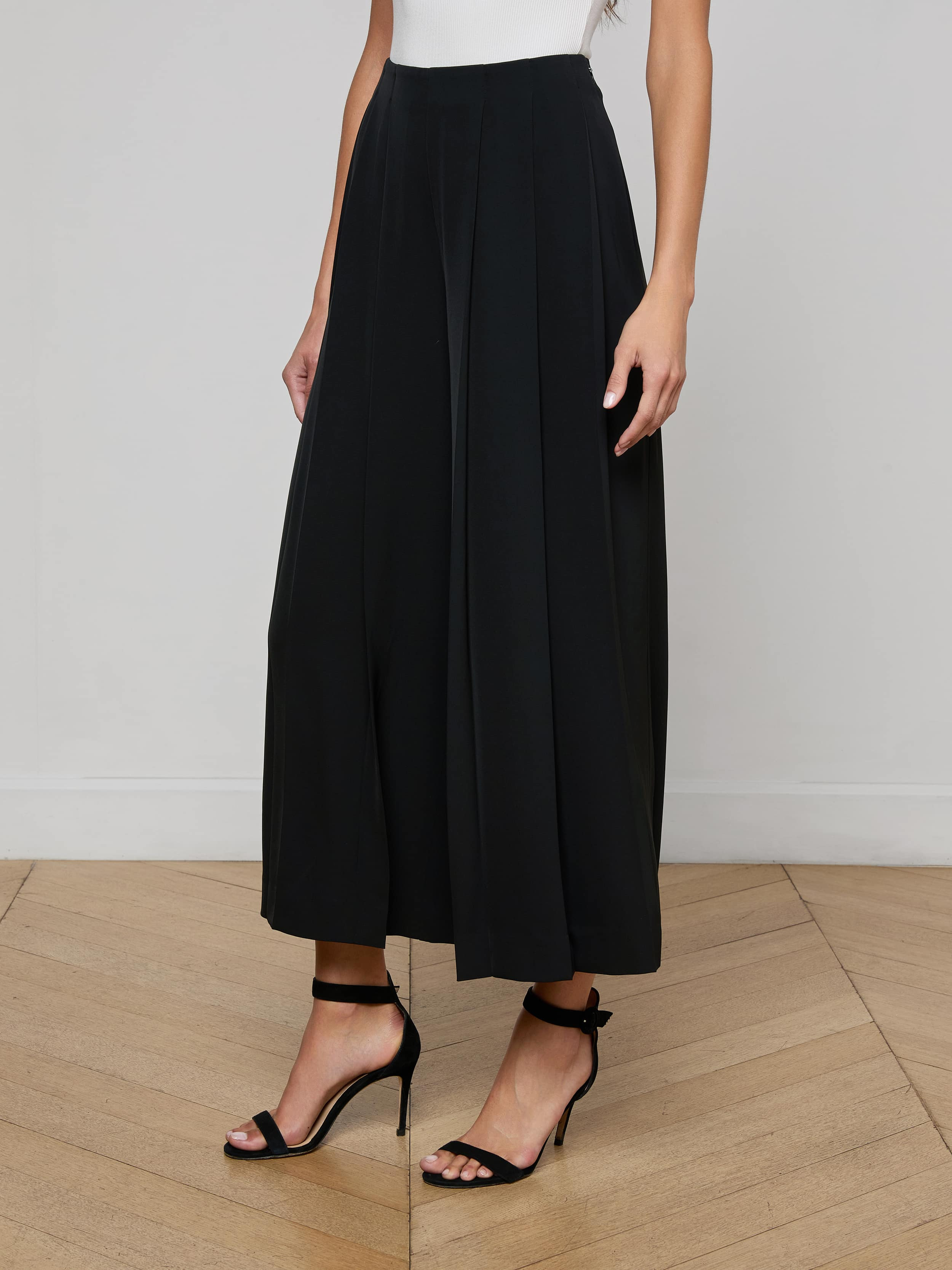 Novalynn Cropped Pleated Pant - 4