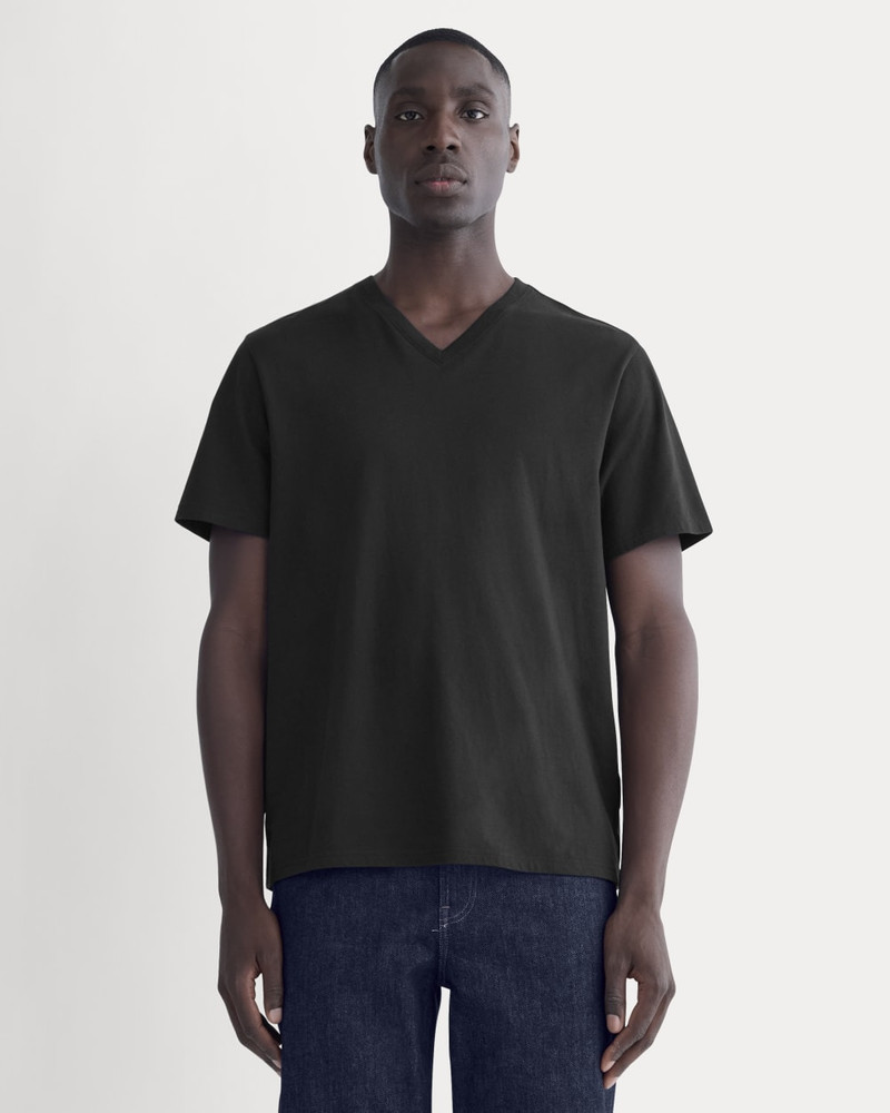 EVERLANE THE ESSENTIAL ORGANIC V-NECK TEE outlook
